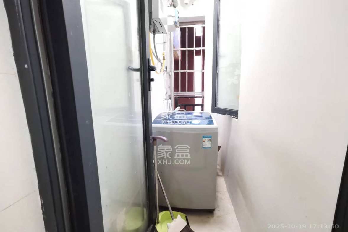 中建芙蓉工社 2室1厅1卫 1600.0元/月 中建芙蓉工社 2室1厅1卫 1600.0元/月室内图