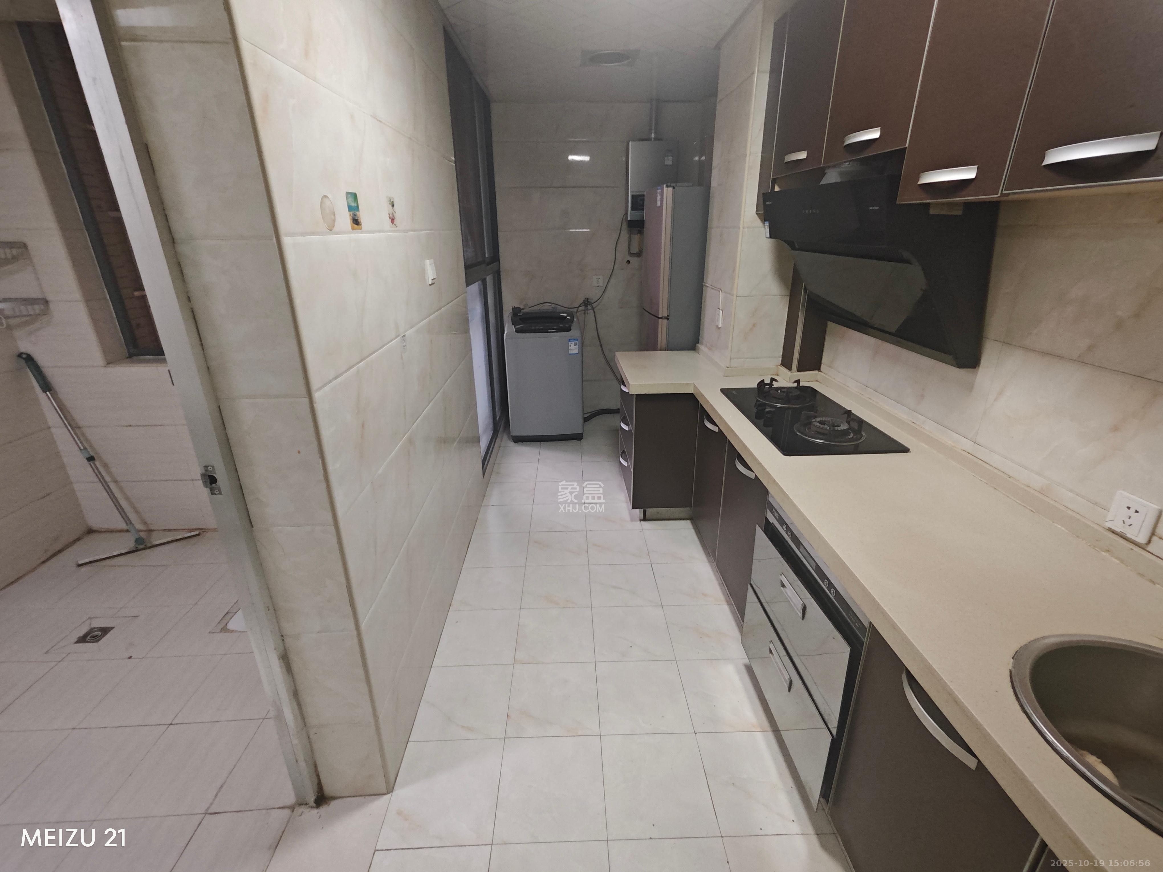 英祥春天  2室2厅1卫    2100.0元/月 英祥春天  2室2厅1卫    2100.0元/月室内图