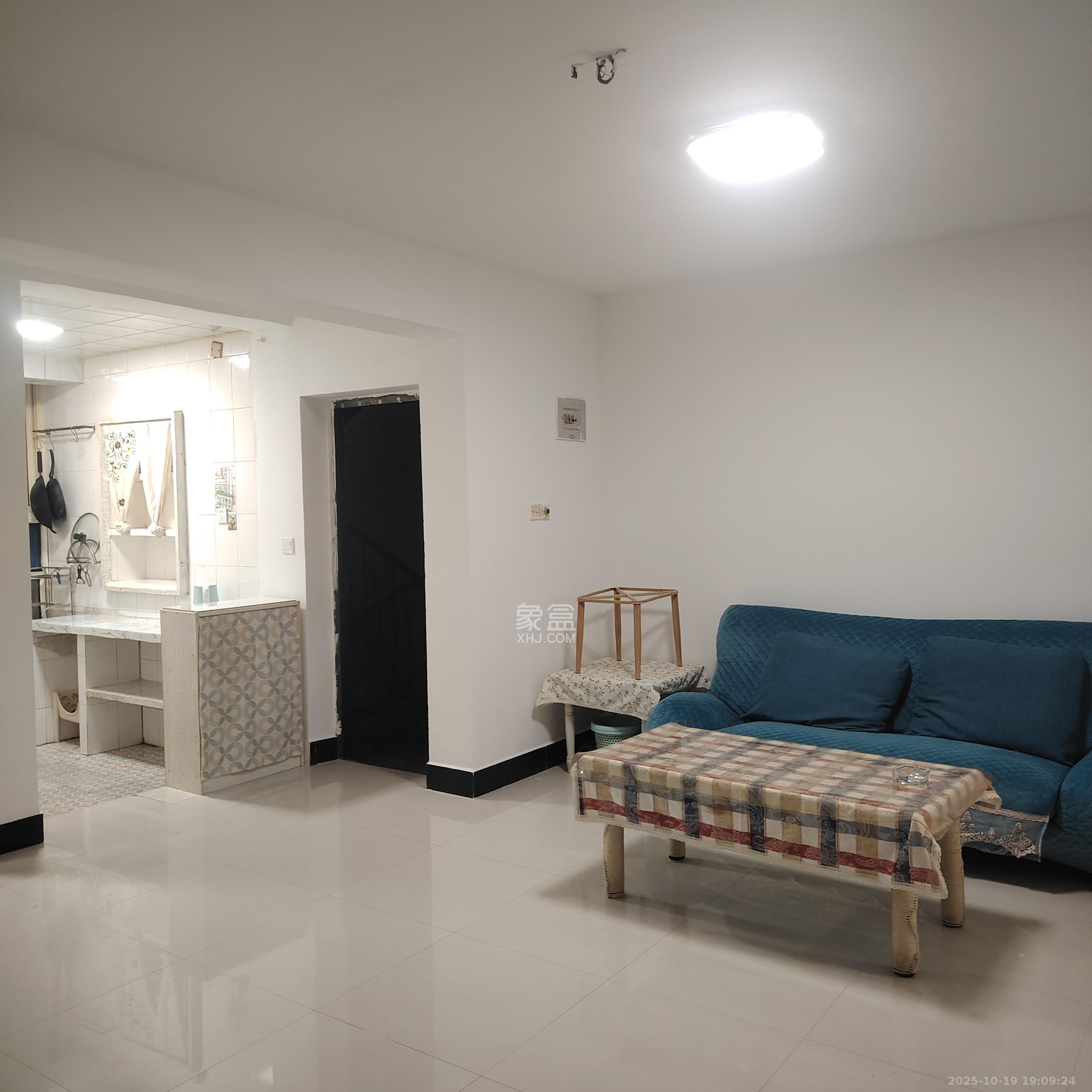 联运公司宿舍 2室1厅1卫 1500.0元/月 联运公司宿舍 2室1厅1卫 1500.0元/月室内图