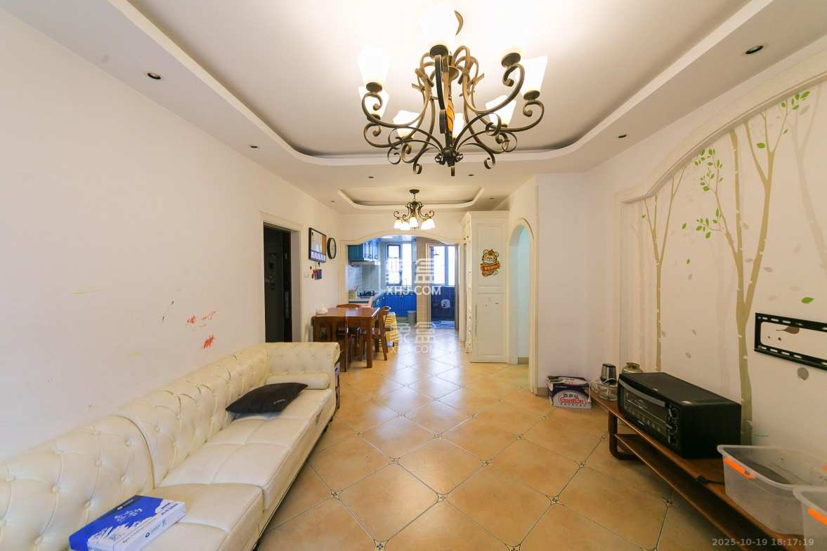 长城雅苑 2室2厅1卫 2600.0元/月 长城雅苑 2室2厅1卫 2600.0元/月室内图