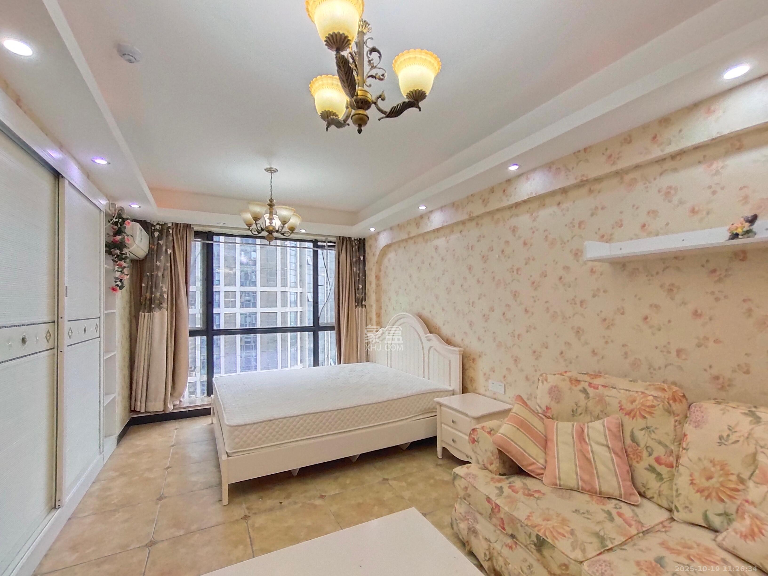 融科东南海 1室1厅1卫 1400.0元/月 融科东南海 1室1厅1卫 1400.0元/月室内图