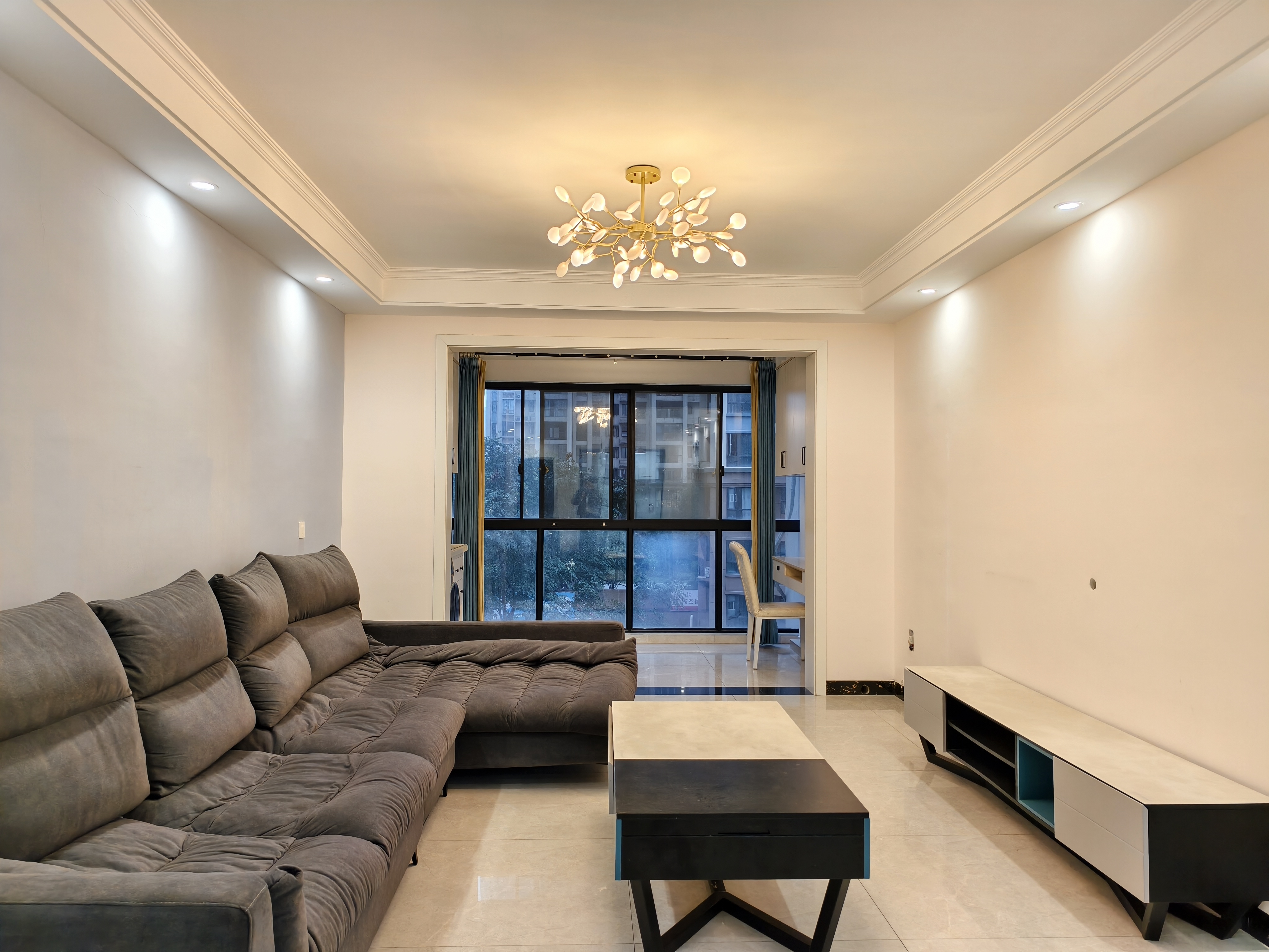 大汉资江城  3室2厅1卫    50.8万