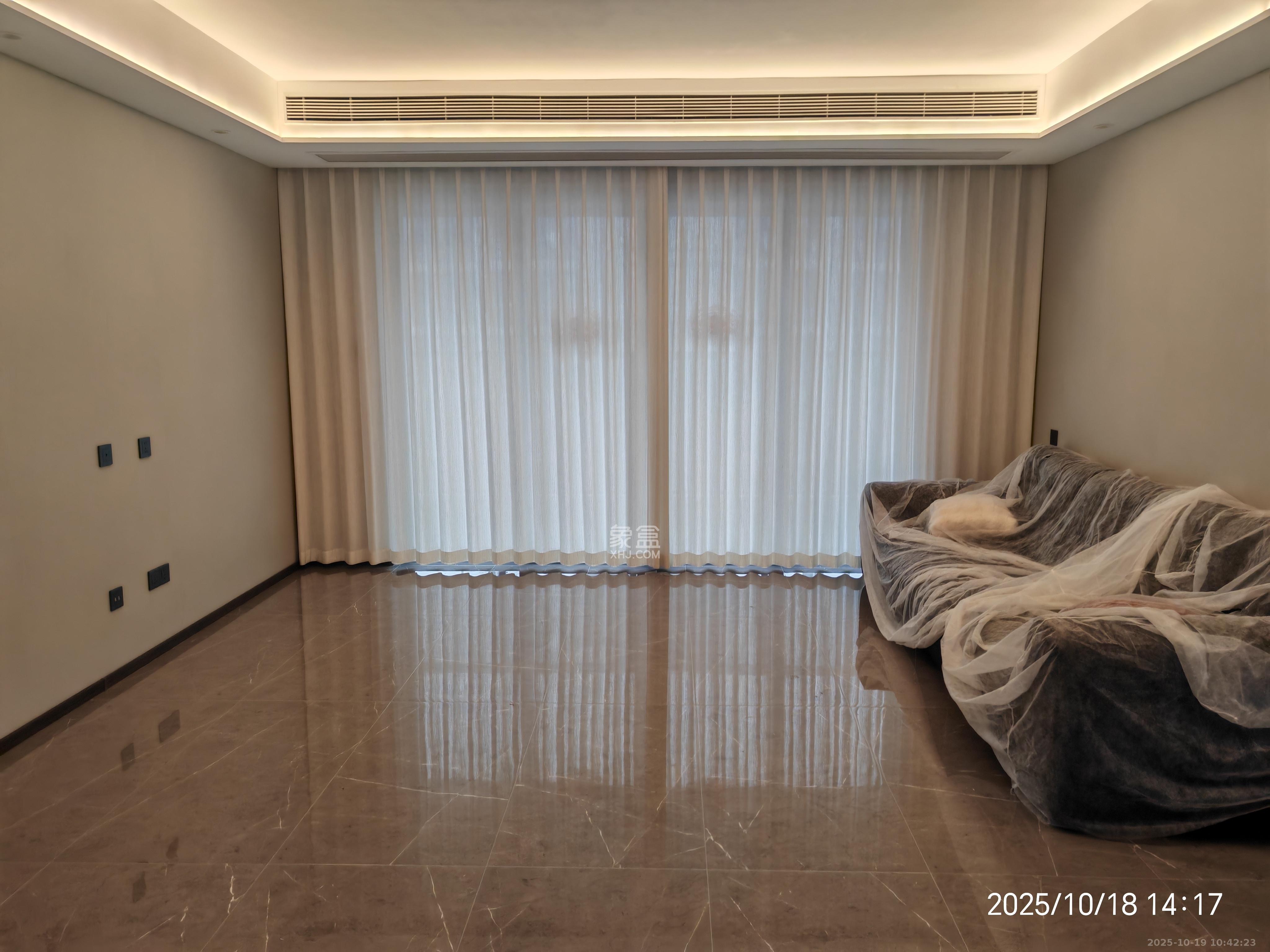 龙湖舜山府  4室2厅2卫    5300.0元/月室内图