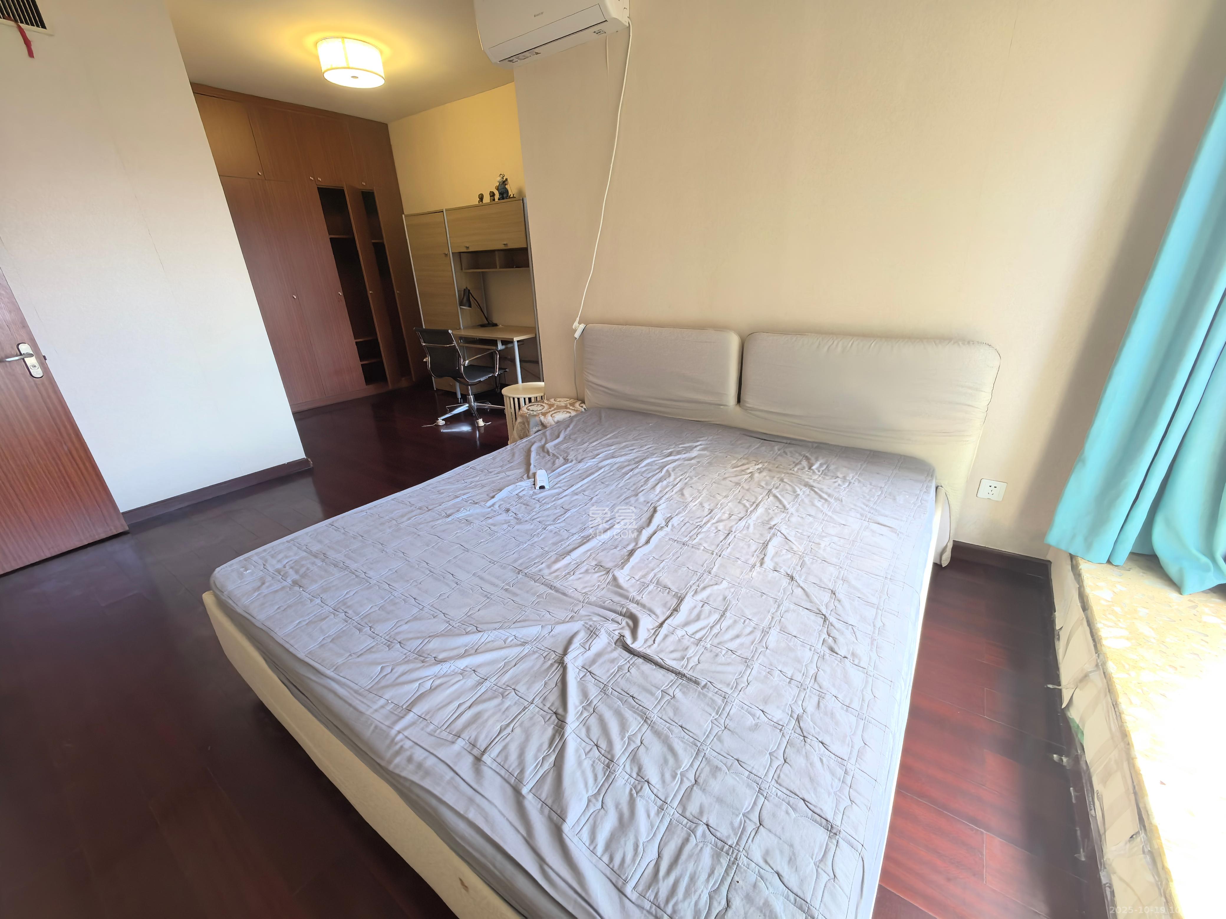 盛世美居荷园  2室2厅2卫    3300.0元/月 盛世美居荷园  2室2厅2卫    3300.0元/月室内图