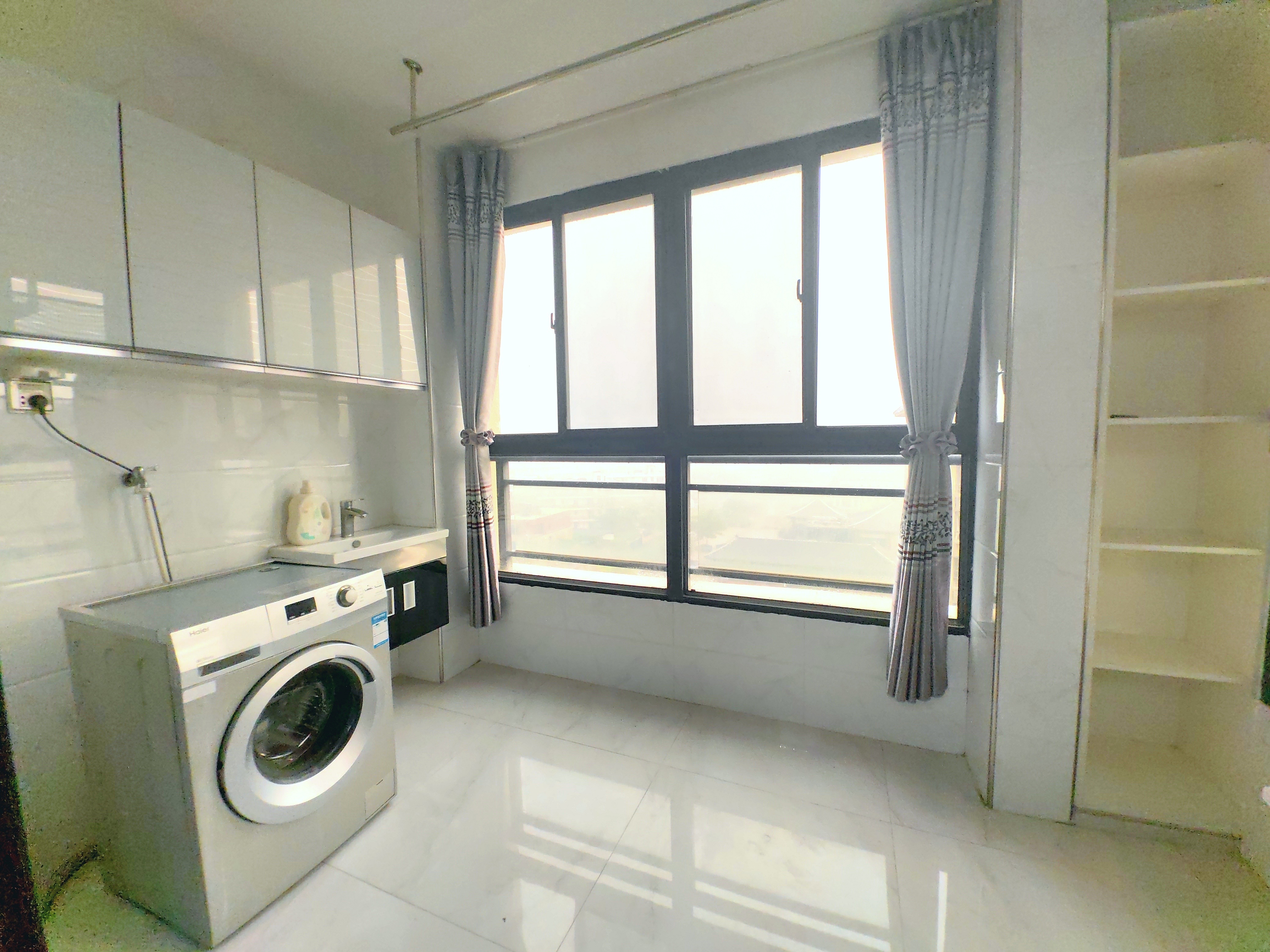 海南之心彼岸 2室2厅1卫 2300.0元/月 海南之心彼岸 2室2厅1卫 2300.0元/月室内图