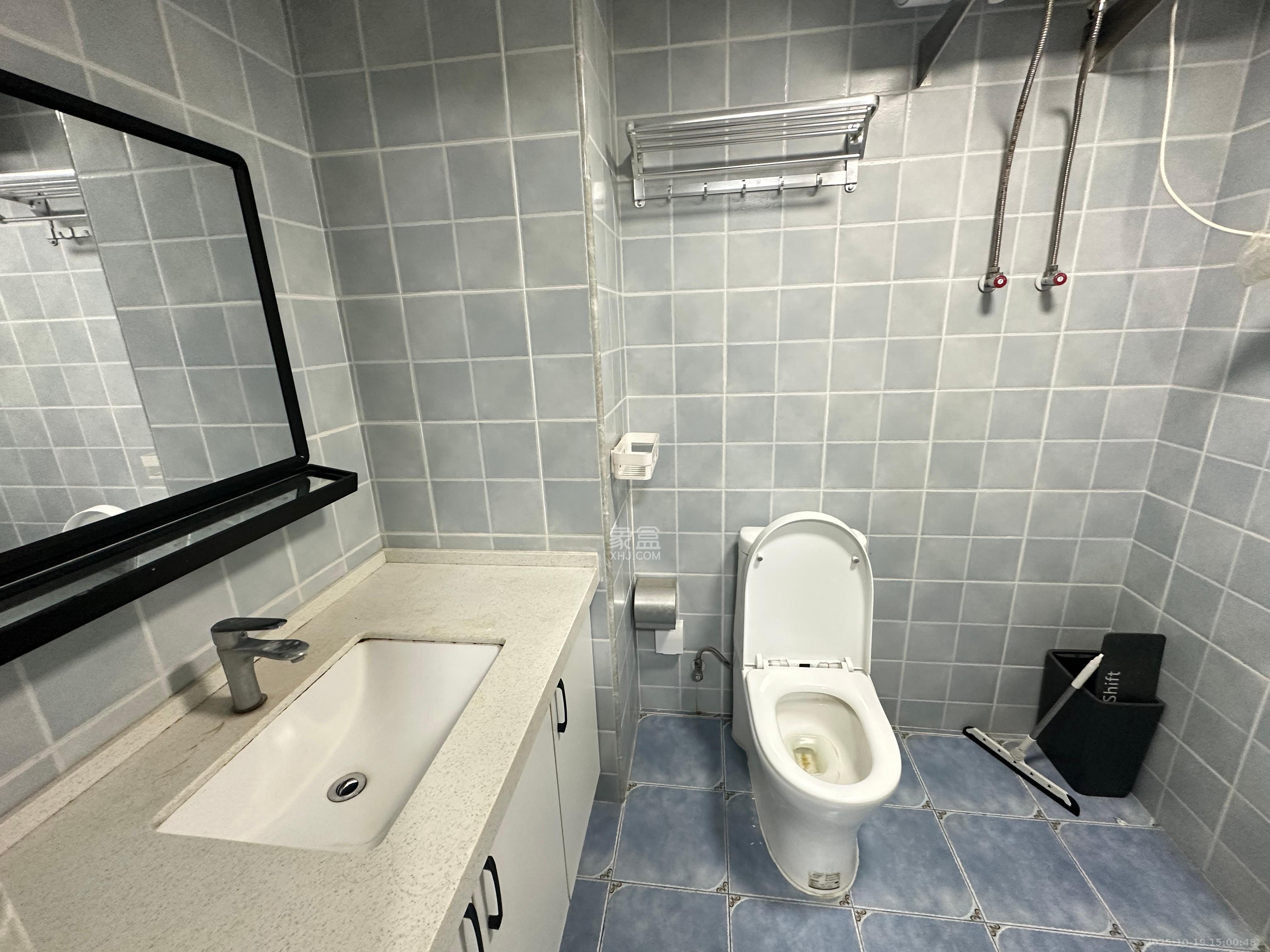 金科时代中心  1室1厅1卫    1300.0元/月室内图