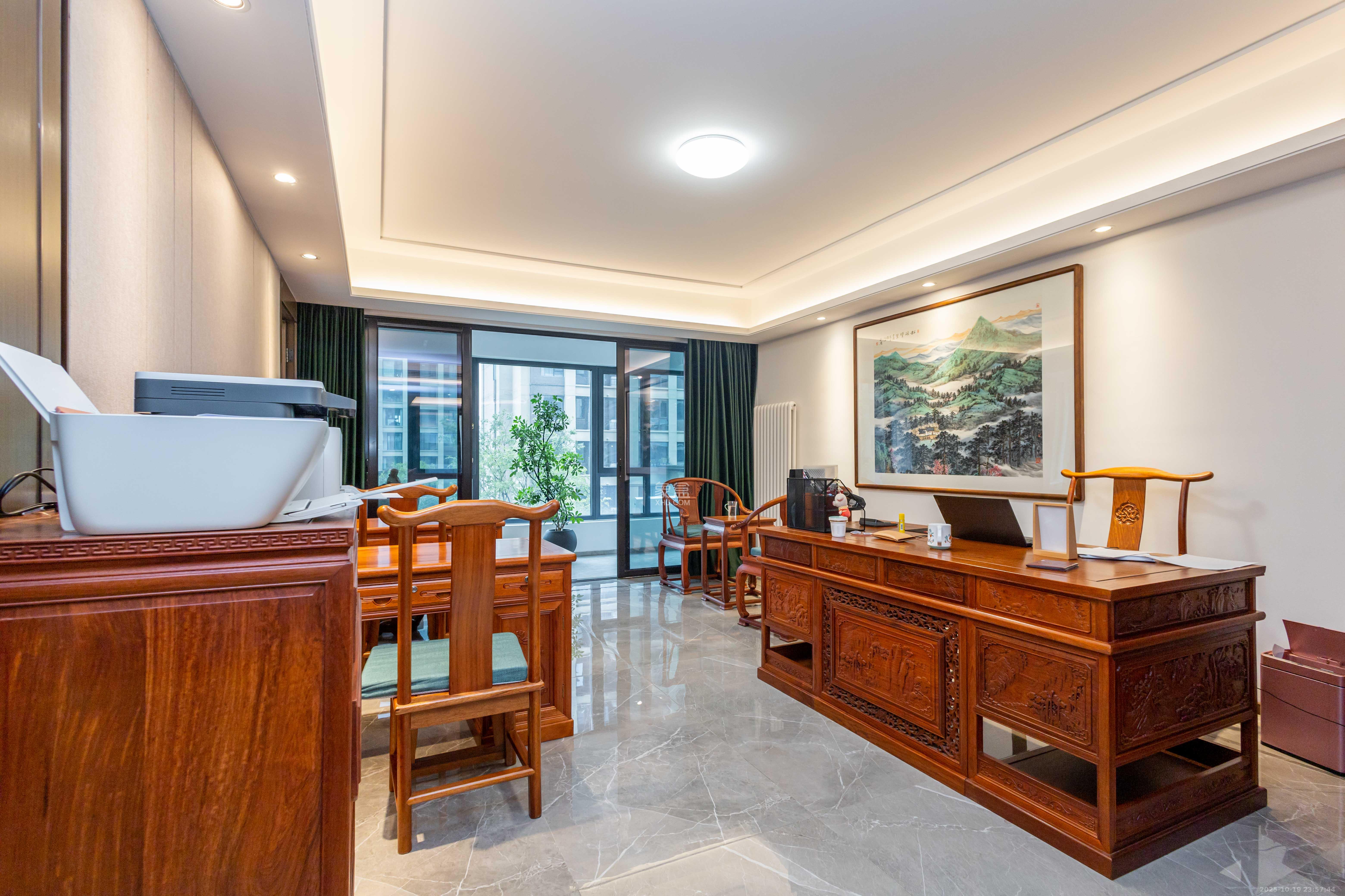 金茂建发观悦  4室2厅2卫    255.0万