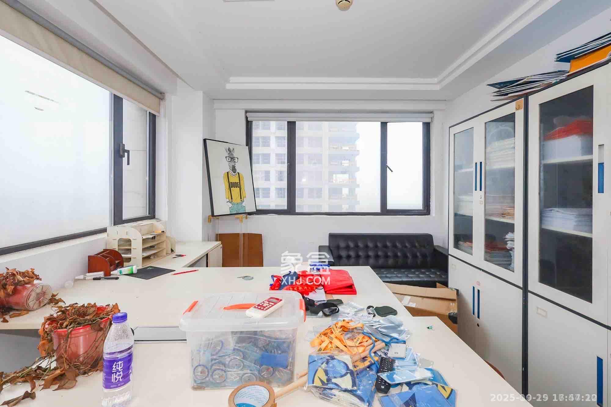 协信星澜汇  1室0厅0卫    21000.0元/月 协信星澜汇  1室0厅0卫    21000.0元/月室内图