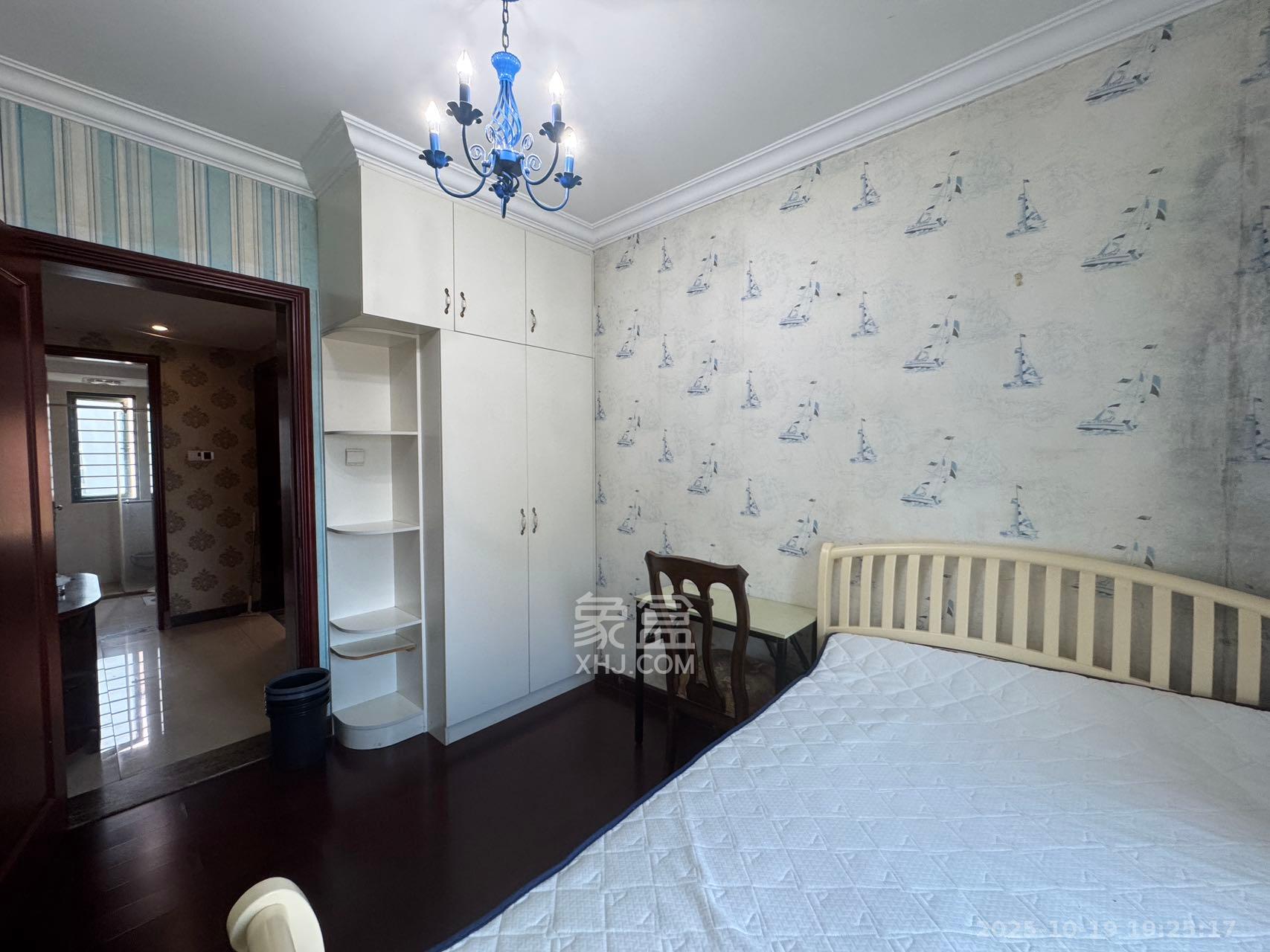 恒大雅苑  4室2厅2卫    4000.0元/月室内图