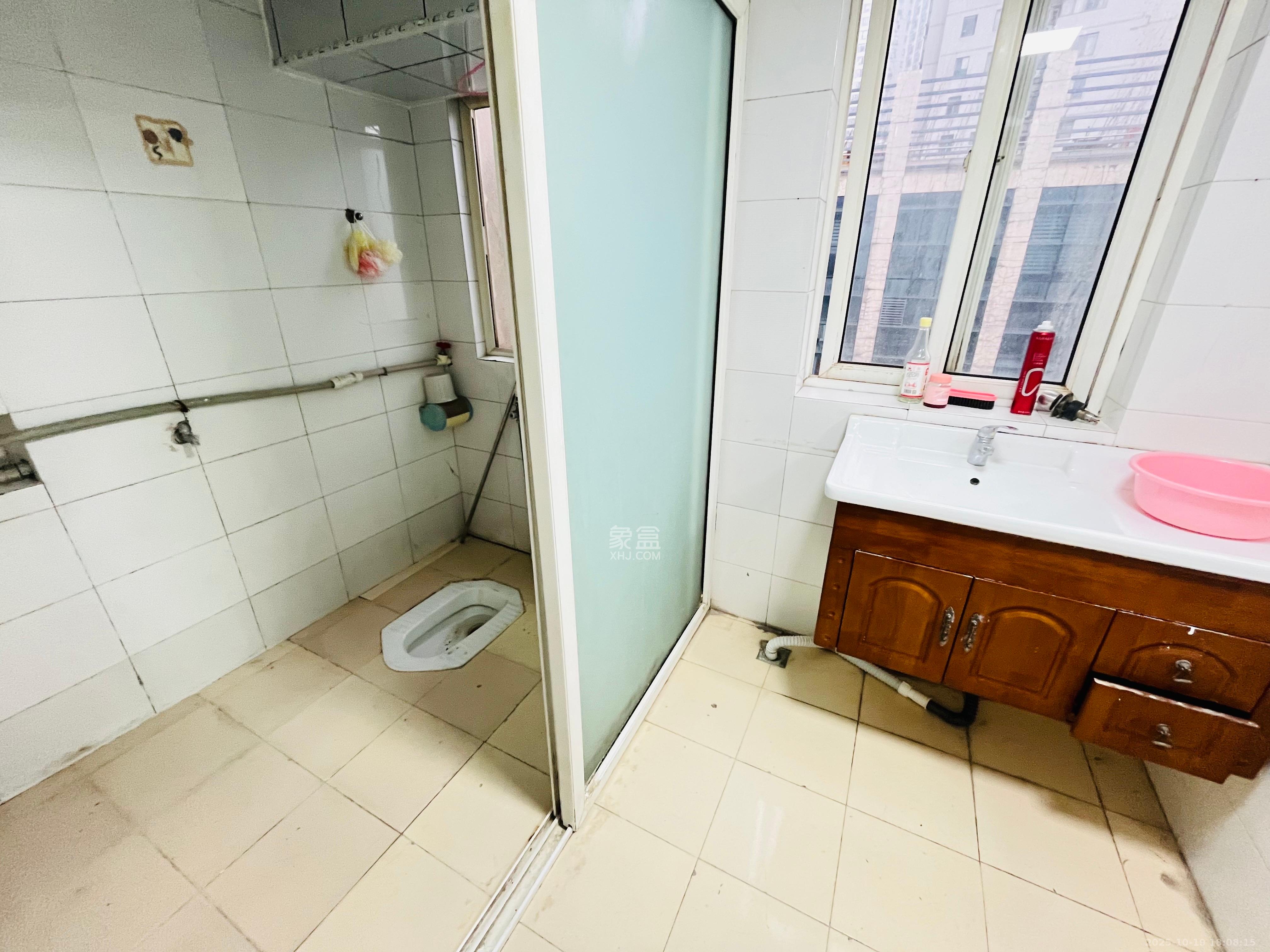 工农新村(工农桥社区) 3室1厅1卫 1800.0元/月 工农新村(工农桥社区) 3室1厅1卫 1800.0元/月室内图