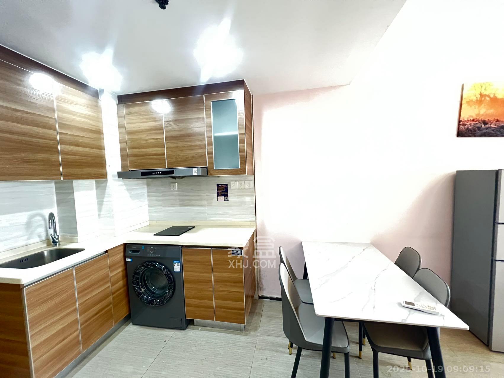 恒大国际广场 1室1厅1卫 1500.0元/月 恒大国际广场 1室1厅1卫 1500.0元/月室内图