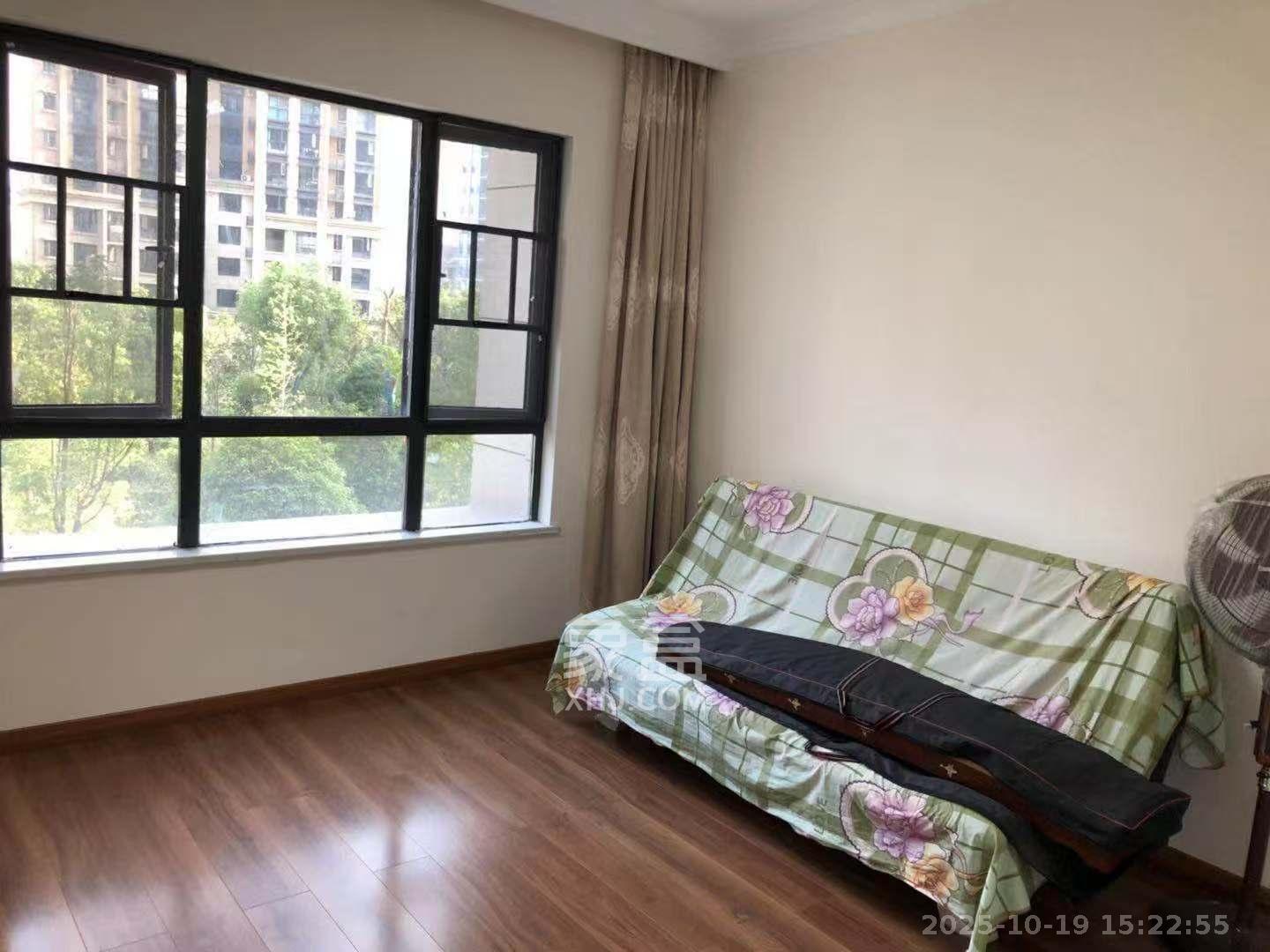 振业城二期  2室1厅1卫    2800.0元/月 振业城二期  2室1厅1卫    2800.0元/月