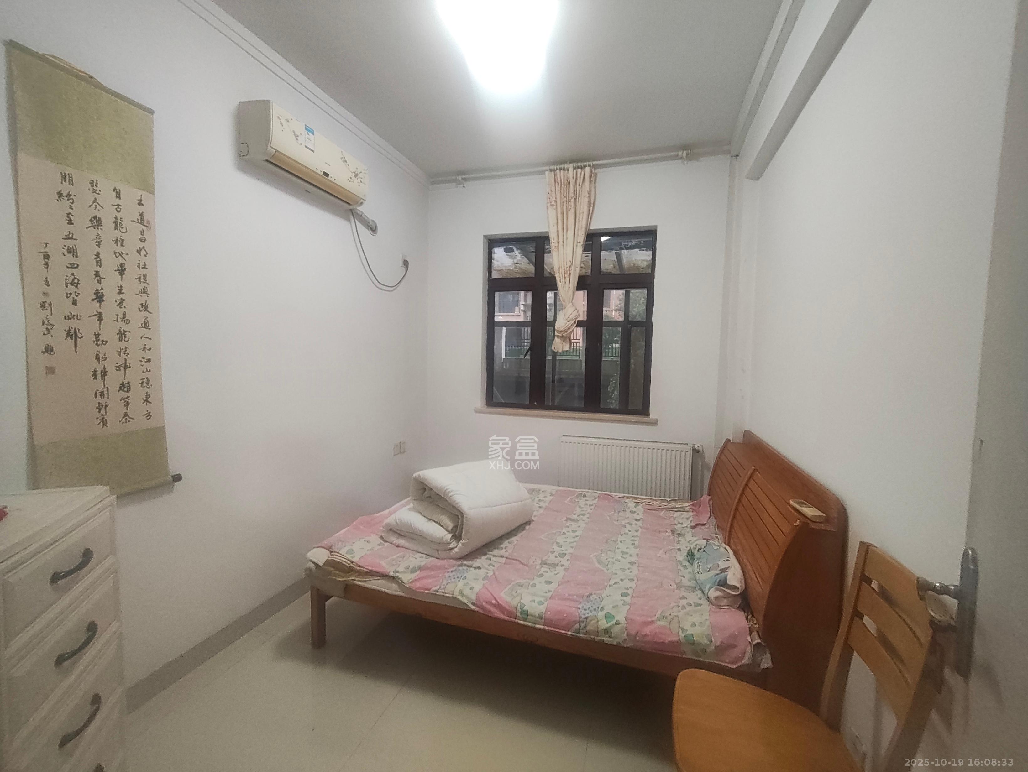 鹏基诺亚山林  4室2厅1卫    1600.0元/月室内图