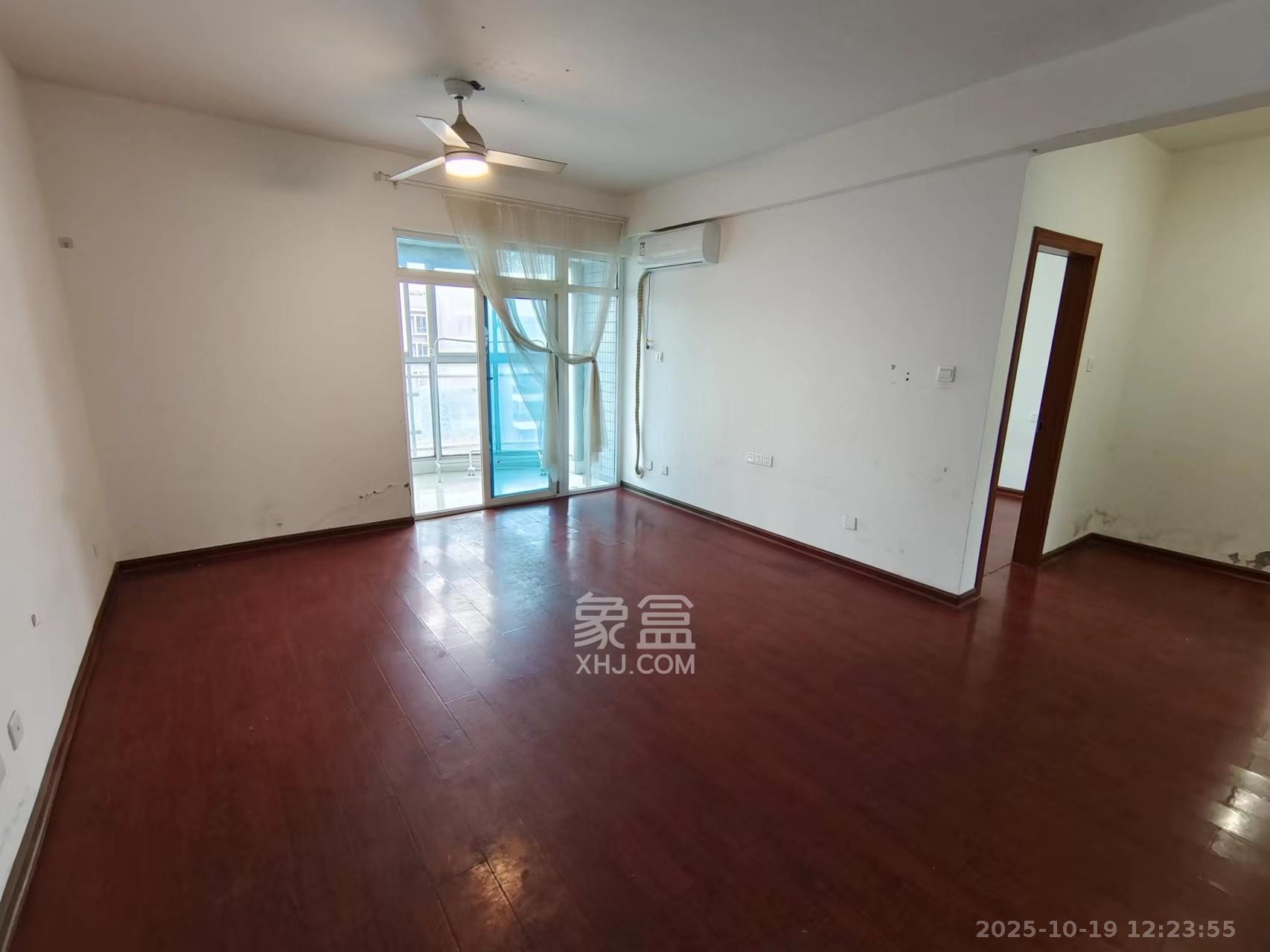 凯乐国际城  2室2厅1卫    2400.0元/月 凯乐国际城  2室2厅1卫    2400.0元/月