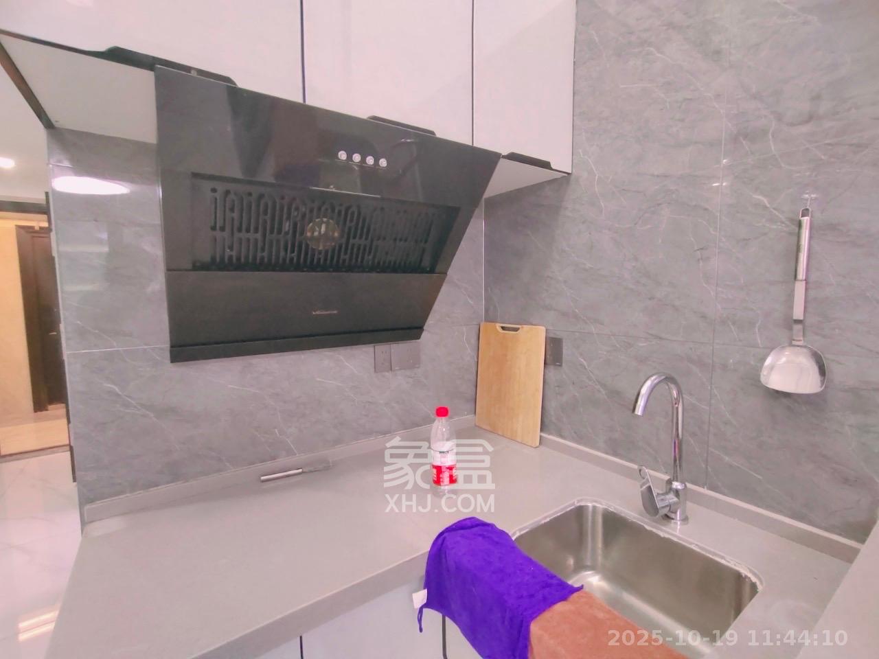 清控湖山雅居北区 2室1厅1卫 2000.0元/月 清控湖山雅居北区 2室1厅1卫 2000.0元/月室内图