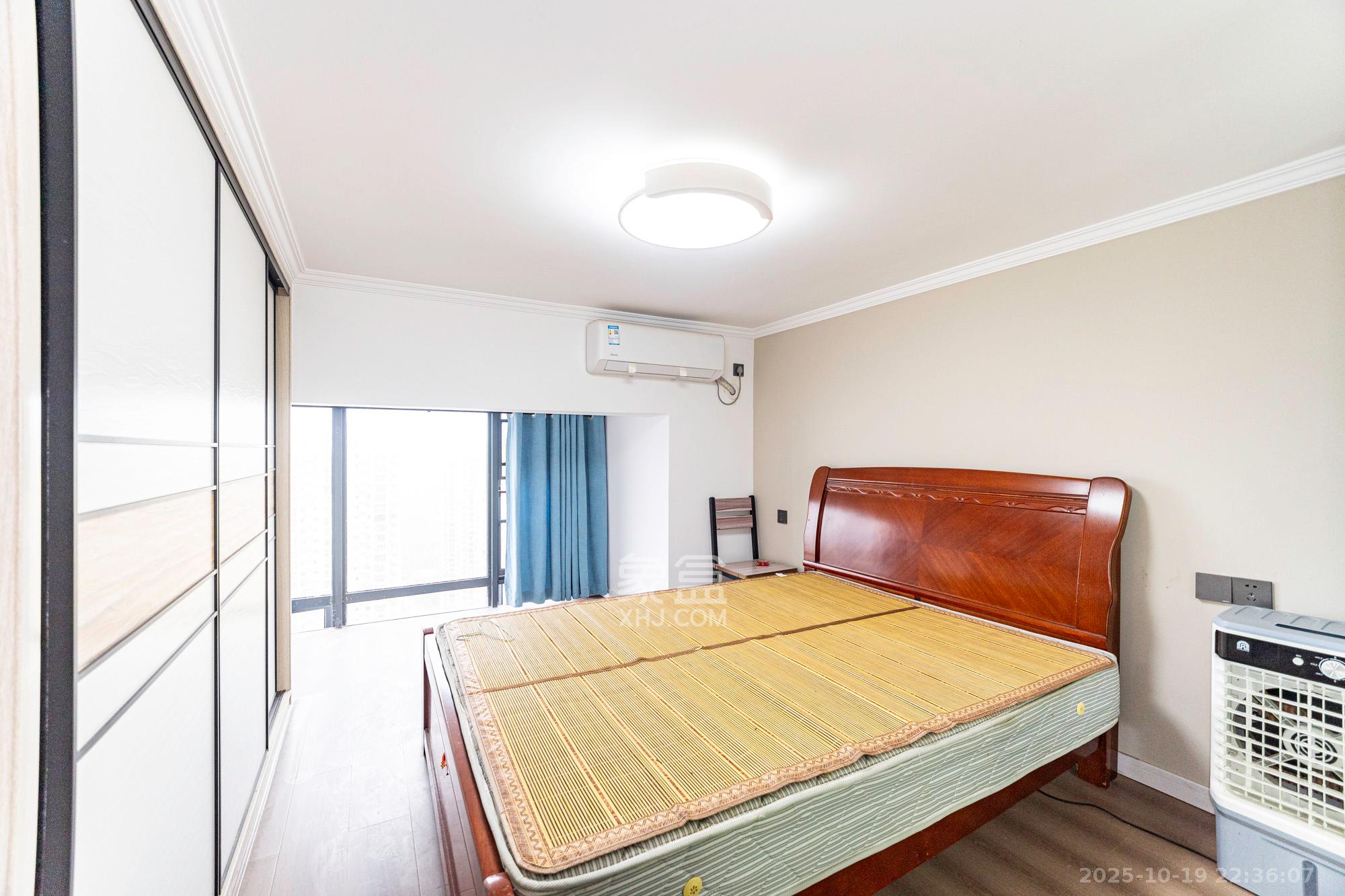 海伦春天 2室1厅1卫 32.0万 海伦春天 2室1厅1卫 32.0万卧室