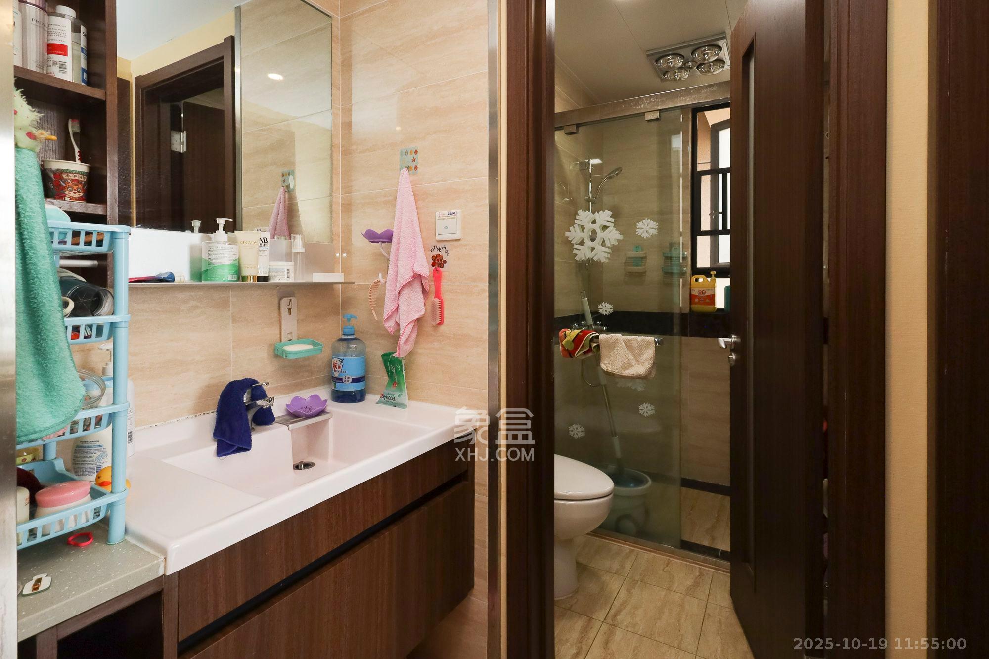 万科里金域国际  3室2厅2卫    4000.0元/月 万科里金域国际  3室2厅2卫    4000.0元/月室内图