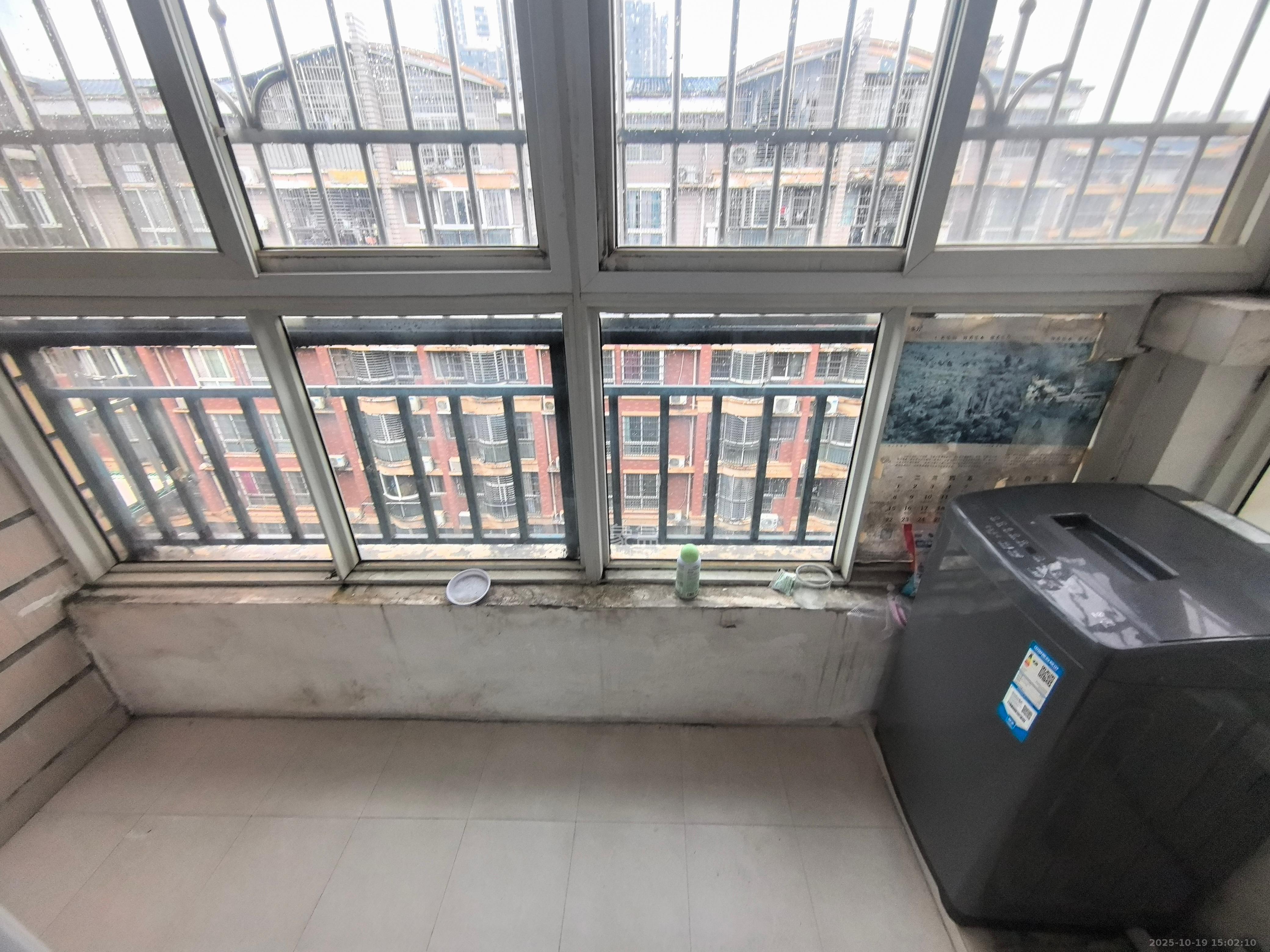 水木兰庭 3室2厅1卫 2100.0元/月 水木兰庭 3室2厅1卫 2100.0元/月室内图