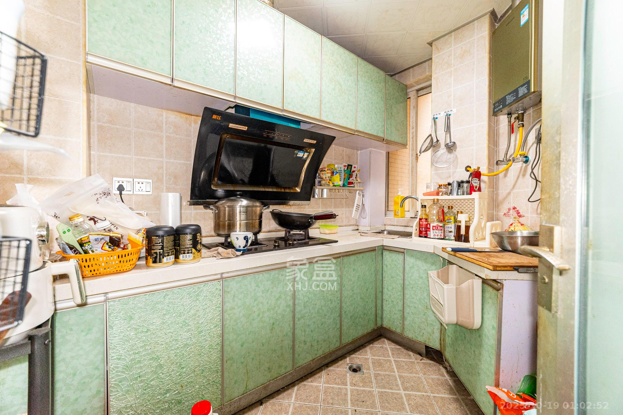 东方航标 1室2厅1卫 40.8万 东方航标 1室2厅1卫 40.8万厨房