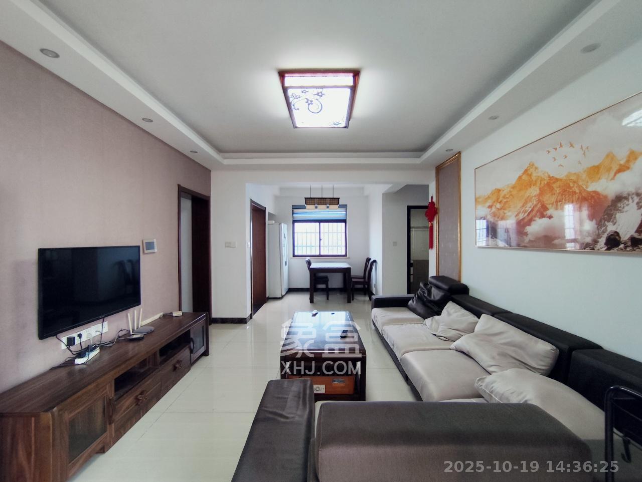 三景华御  3室2厅2卫    1800.0元/月 三景华御  3室2厅2卫    1800.0元/月室内图