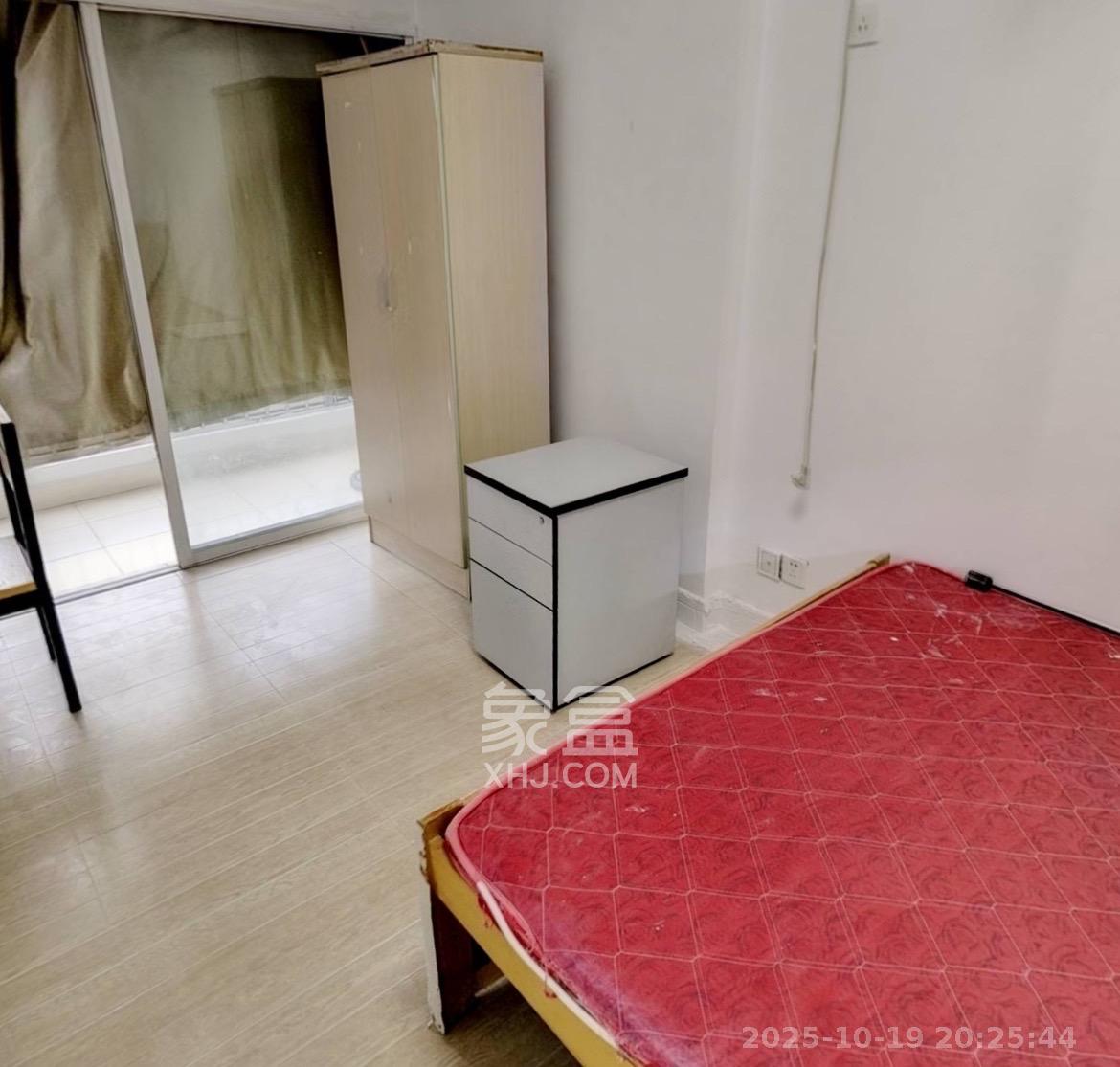 融橙上品 3室2厅2卫 1800.0元/月 融橙上品 3室2厅2卫 1800.0元/月室内图