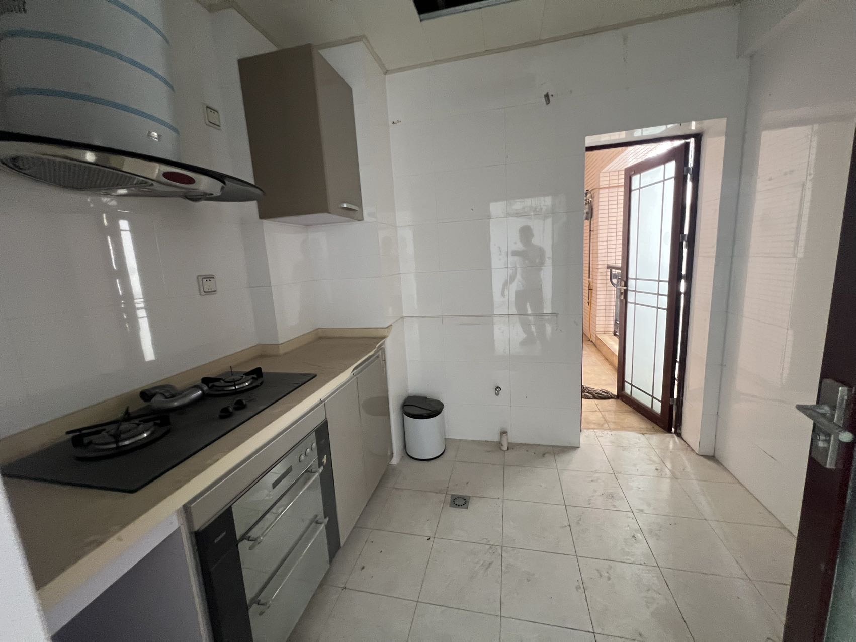 丽晶温泉海景花园一期(别名:丽晶维港、丽晶海景花园)  2室2厅2卫    150.0万 丽晶温泉海景花园一期(别名:丽晶维港、丽晶海景花园)  2室2厅2卫    150.0万客厅