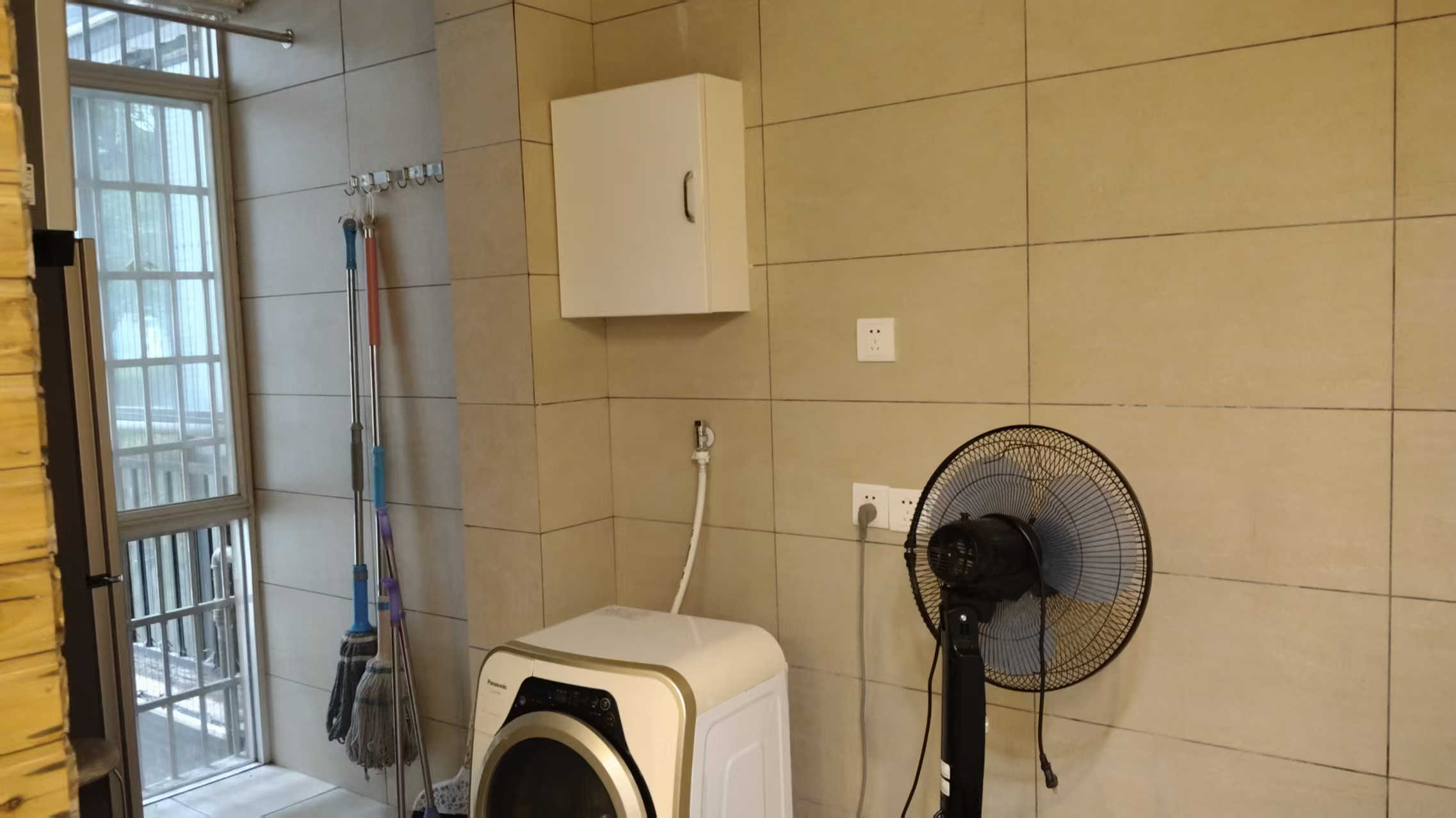 世纪嘉苑  1室1厅1卫    1000.0元/月户型图