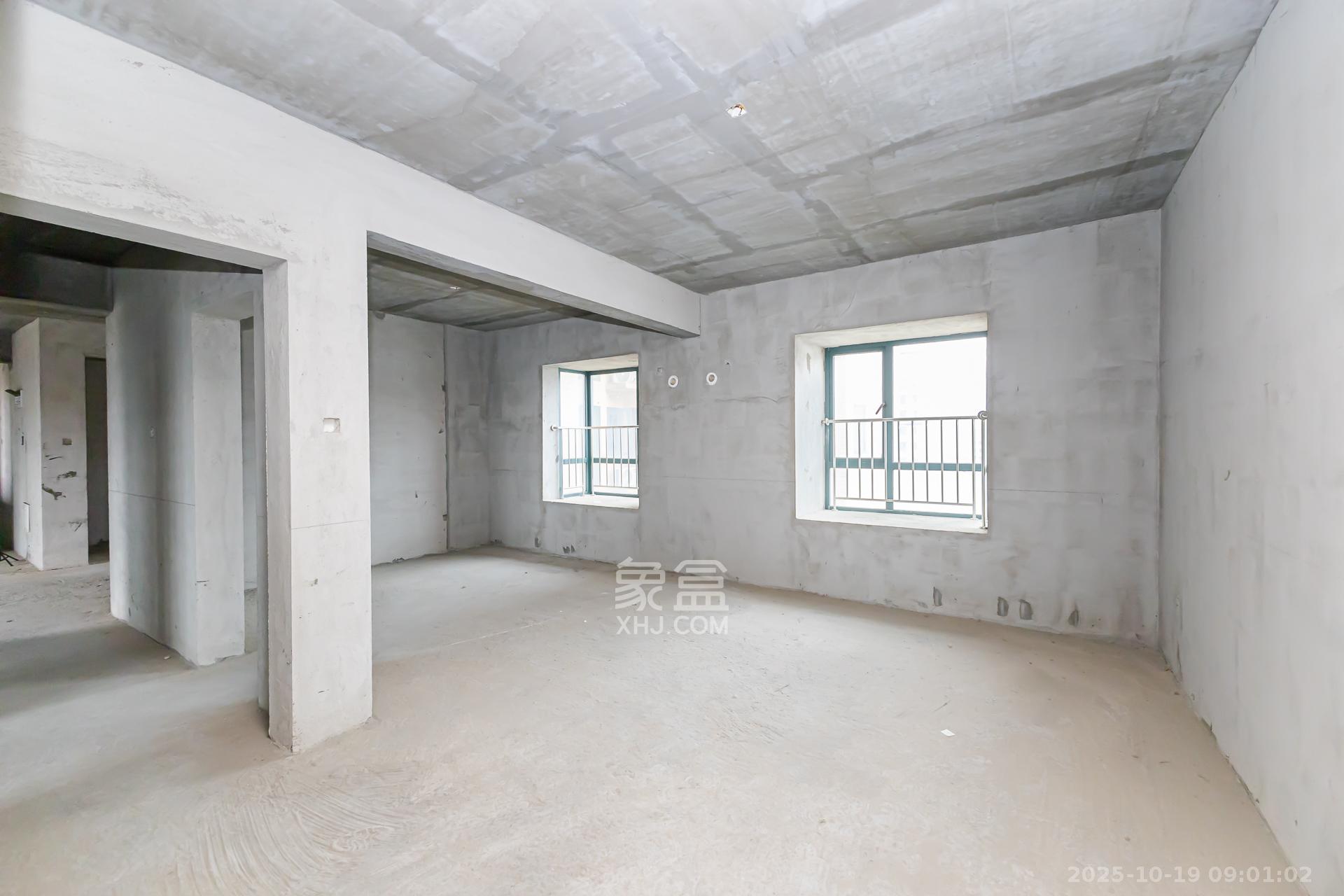 金湘苑（星澜之悦）  4室2厅2卫    82.0万卧室