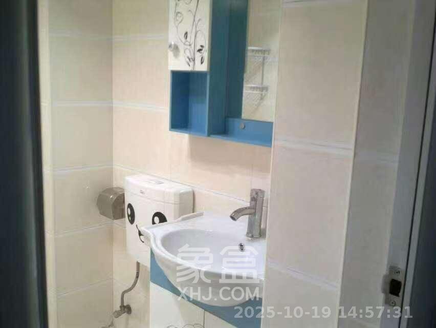 凯轩云顶  1室1厅1卫    1500.0元/月 凯轩云顶  1室1厅1卫    1500.0元/月室内图