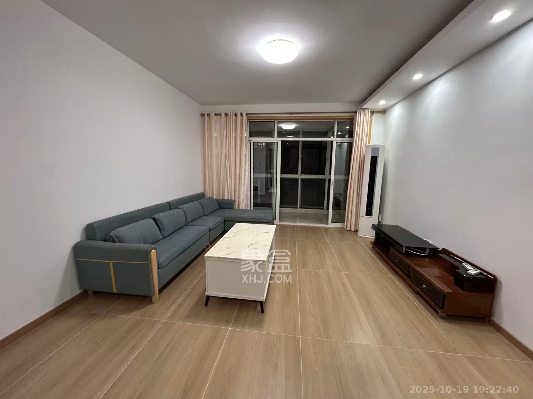 湘麓国际 3室2厅2卫 3000.0元/月 湘麓国际 3室2厅2卫 3000.0元/月室内图