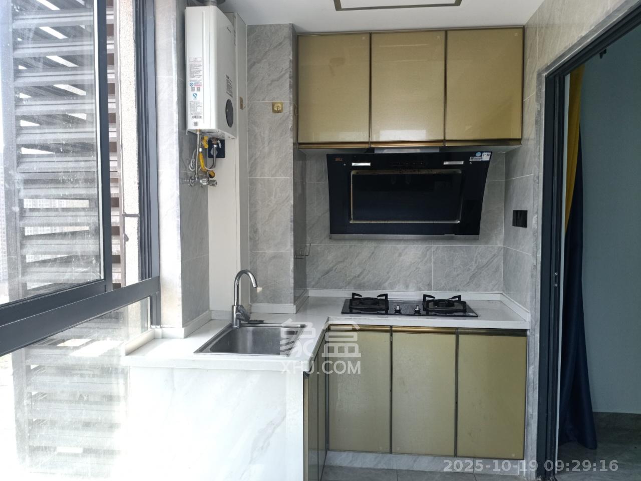 明发国际城 1室1厅1卫 1300.0元/月 明发国际城 1室1厅1卫 1300.0元/月室内图