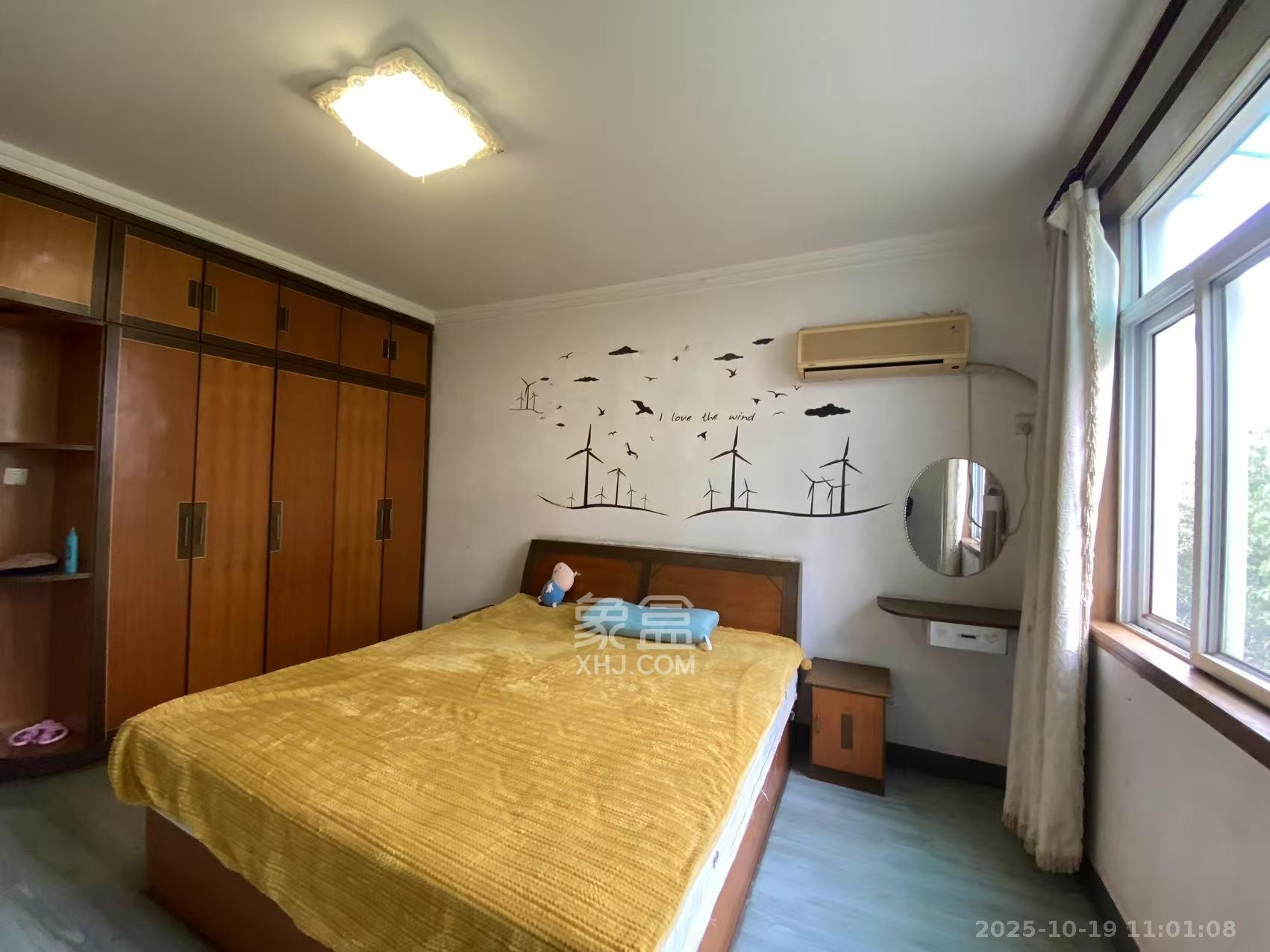 湘樟园小区(湘樟家园)  3室2厅1卫    1700.0元/月 湘樟园小区(湘樟家园)  3室2厅1卫    1700.0元/月室内图