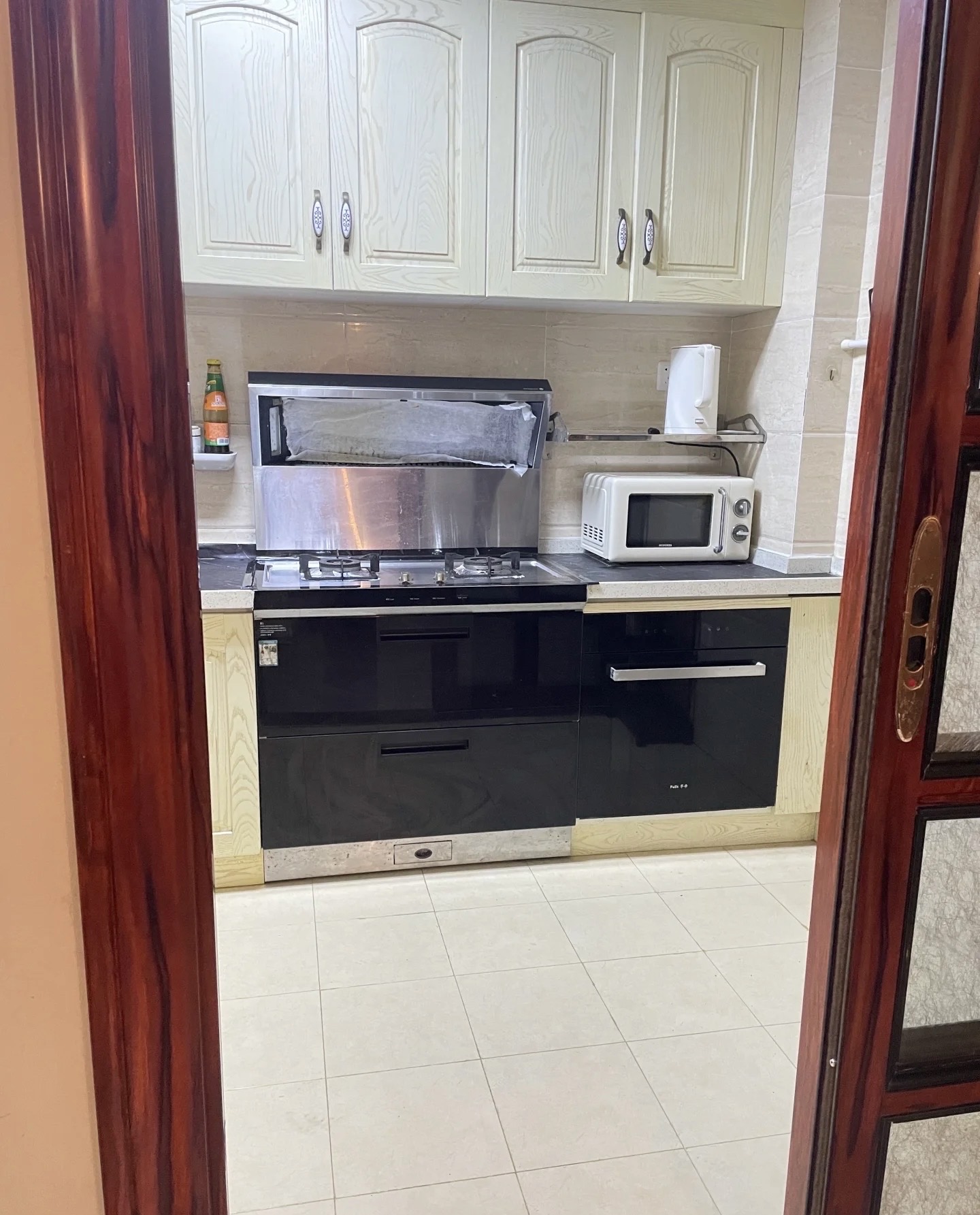 滨江新苑（一期A区）  2室2厅2卫    3000.0元/月室内图