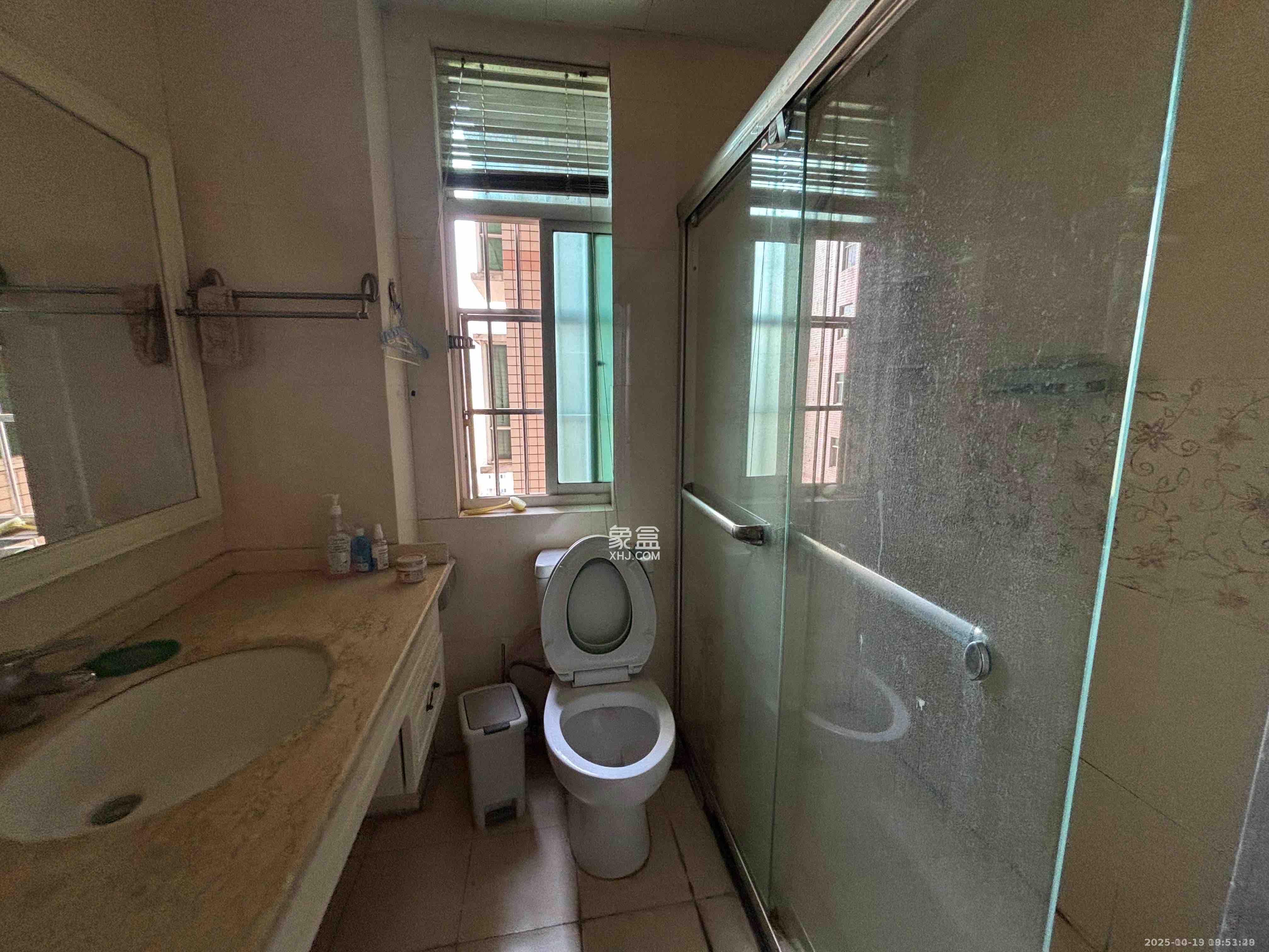 名都花园  3室2厅1卫    2500.0元/月室内图