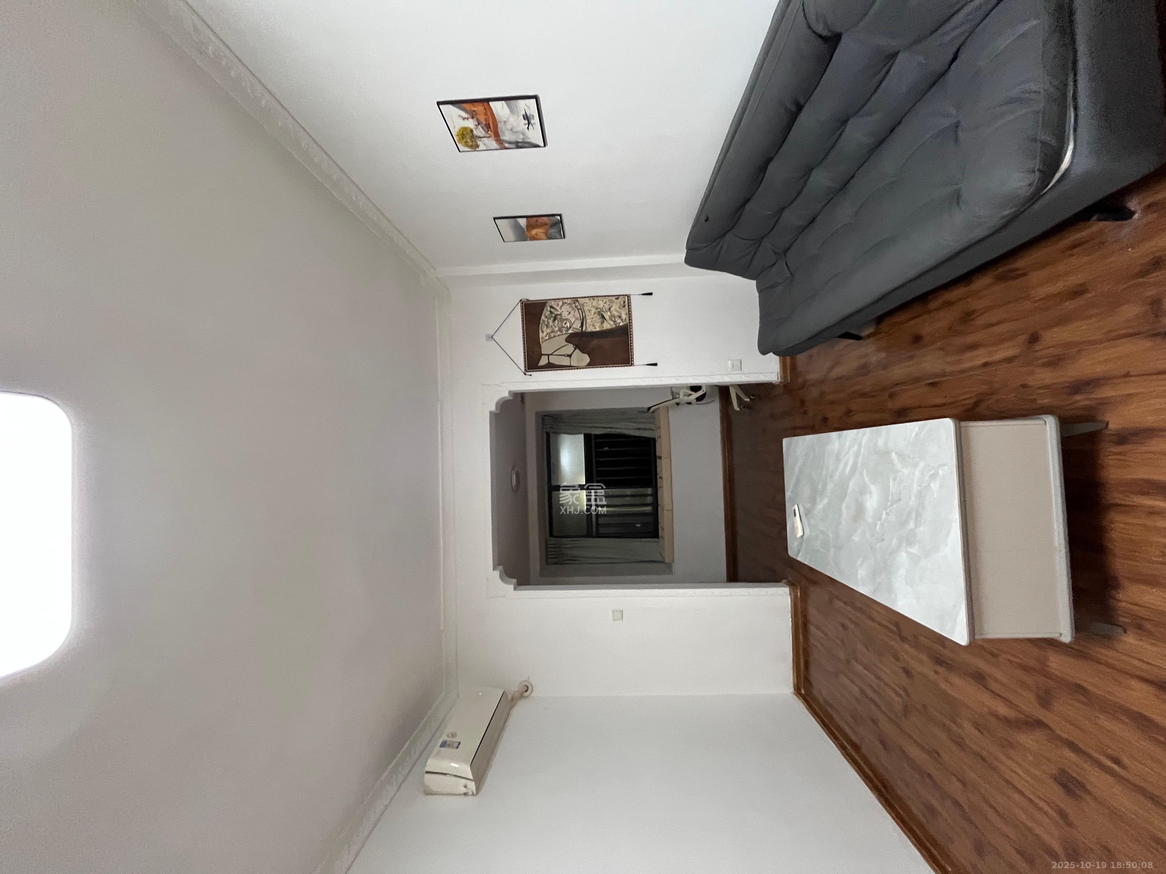 蓝湾国际广场 1室1厅1卫 1500.0元/月 蓝湾国际广场 1室1厅1卫 1500.0元/月室内图