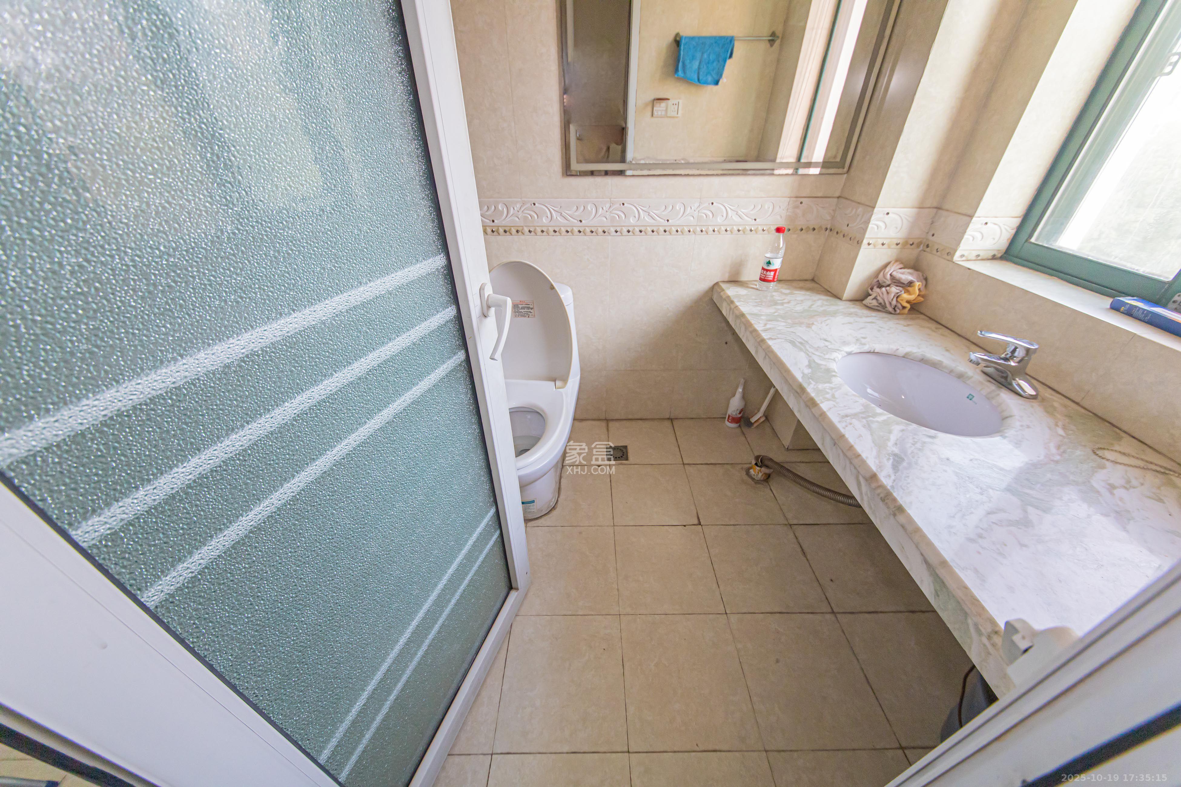 盛世康城  4室3厅3卫    1700.0元/月室内图