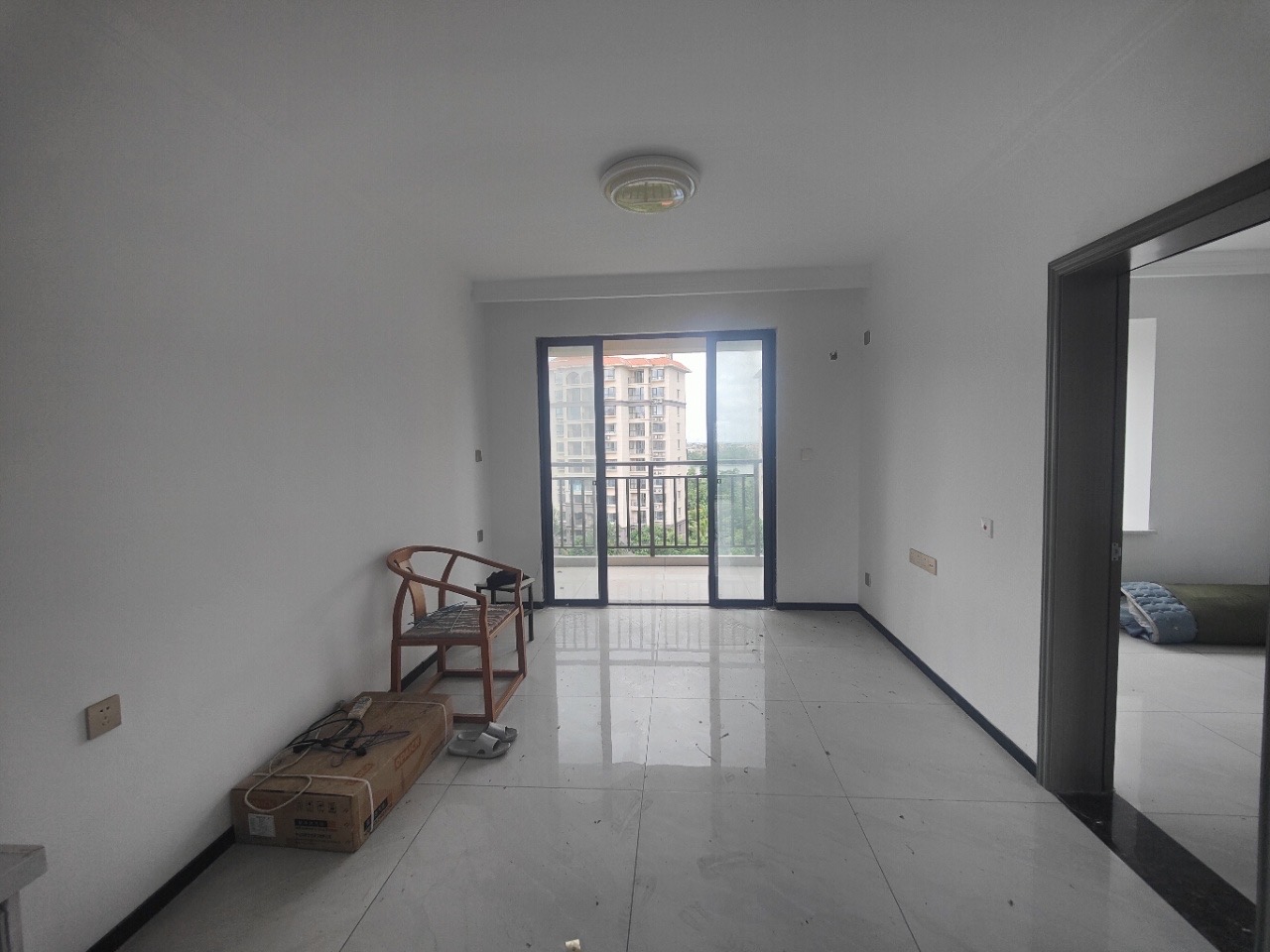 椰海润景  2室1厅1卫    52.0万