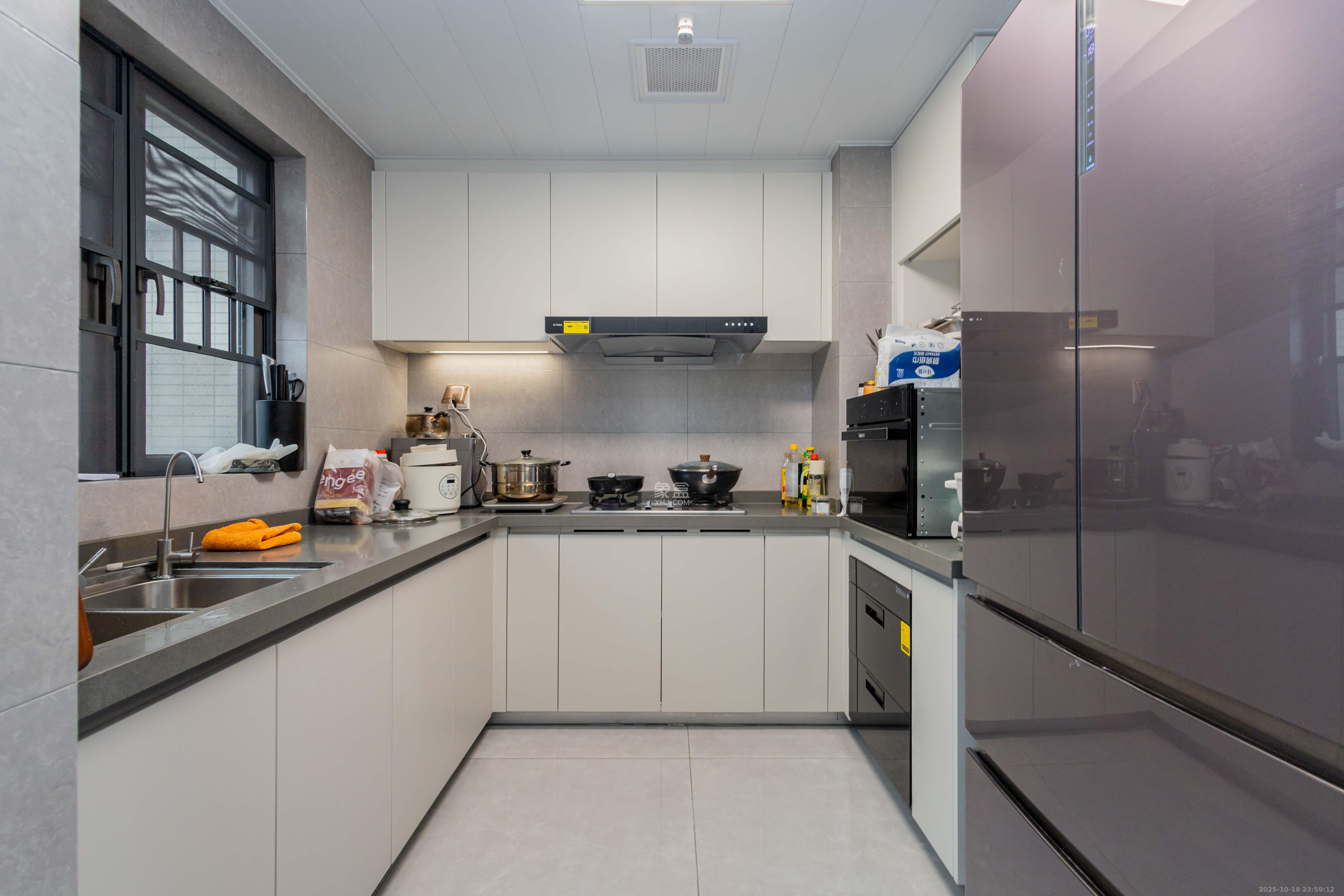 时代印记（长沙时代印记花园）  4室2厅3卫    230.0万厨房