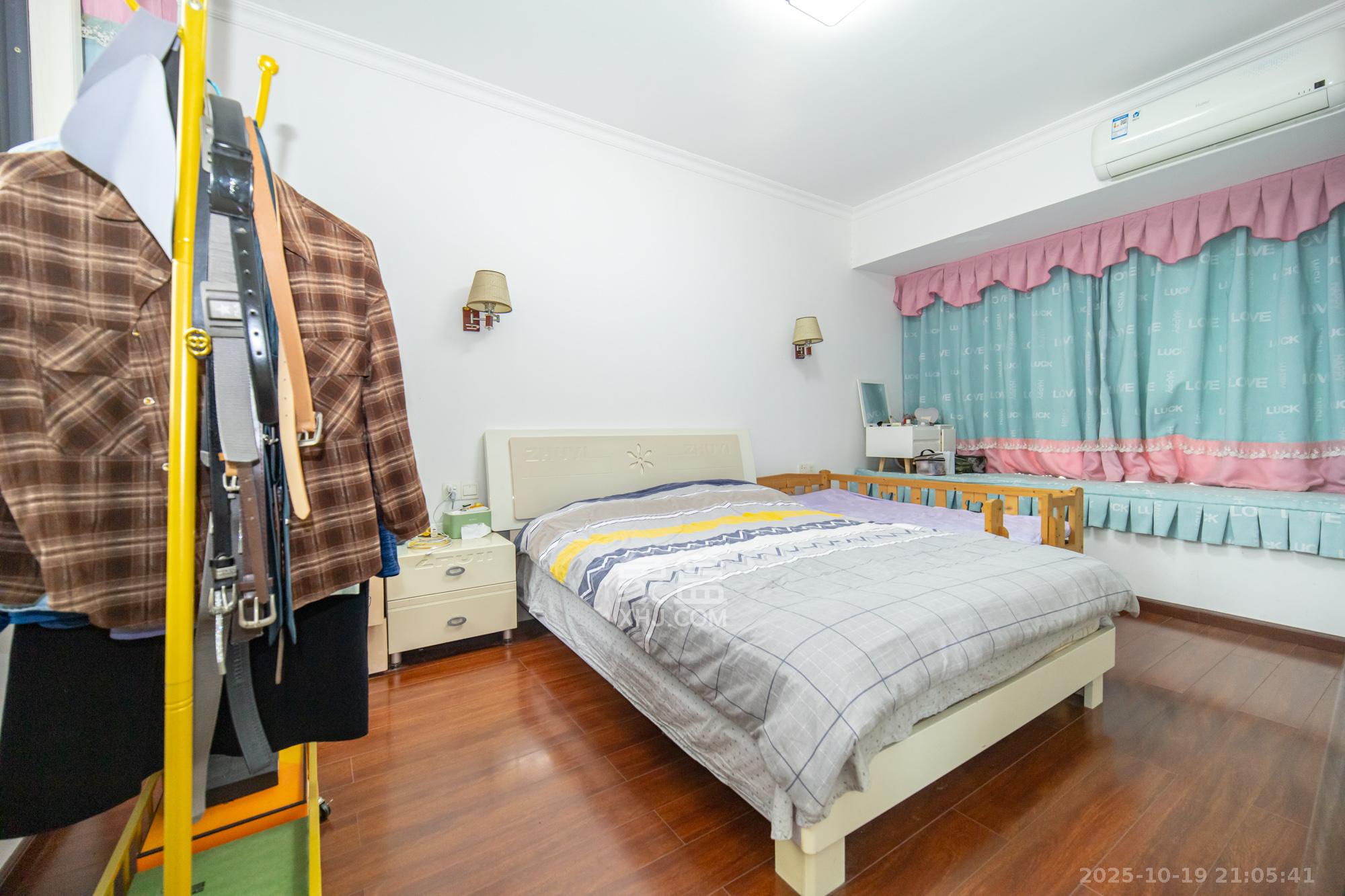 庄园心伽泊 3室2厅1卫 66.0万 庄园心伽泊 3室2厅1卫 66.0万卧室