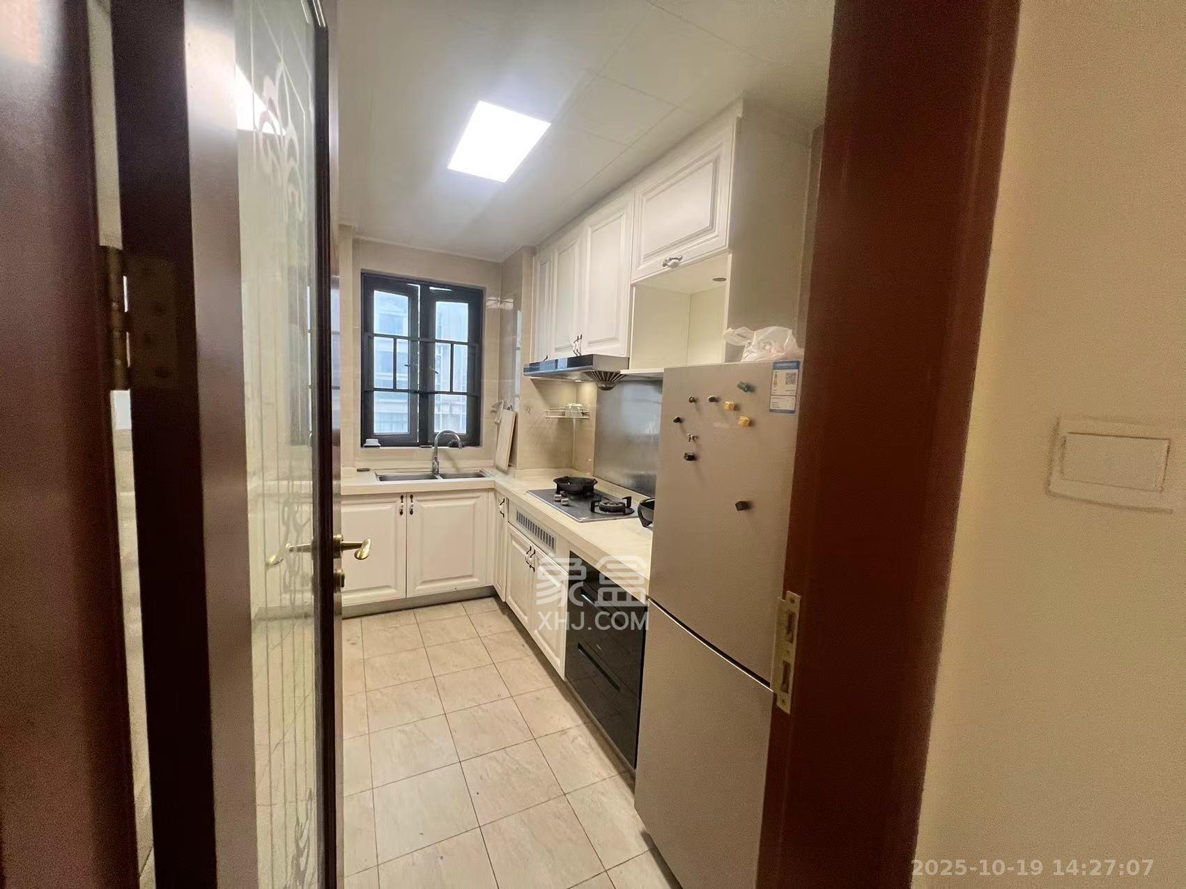 恒大国际广场  3室2厅1卫    2500.0元/月室内图