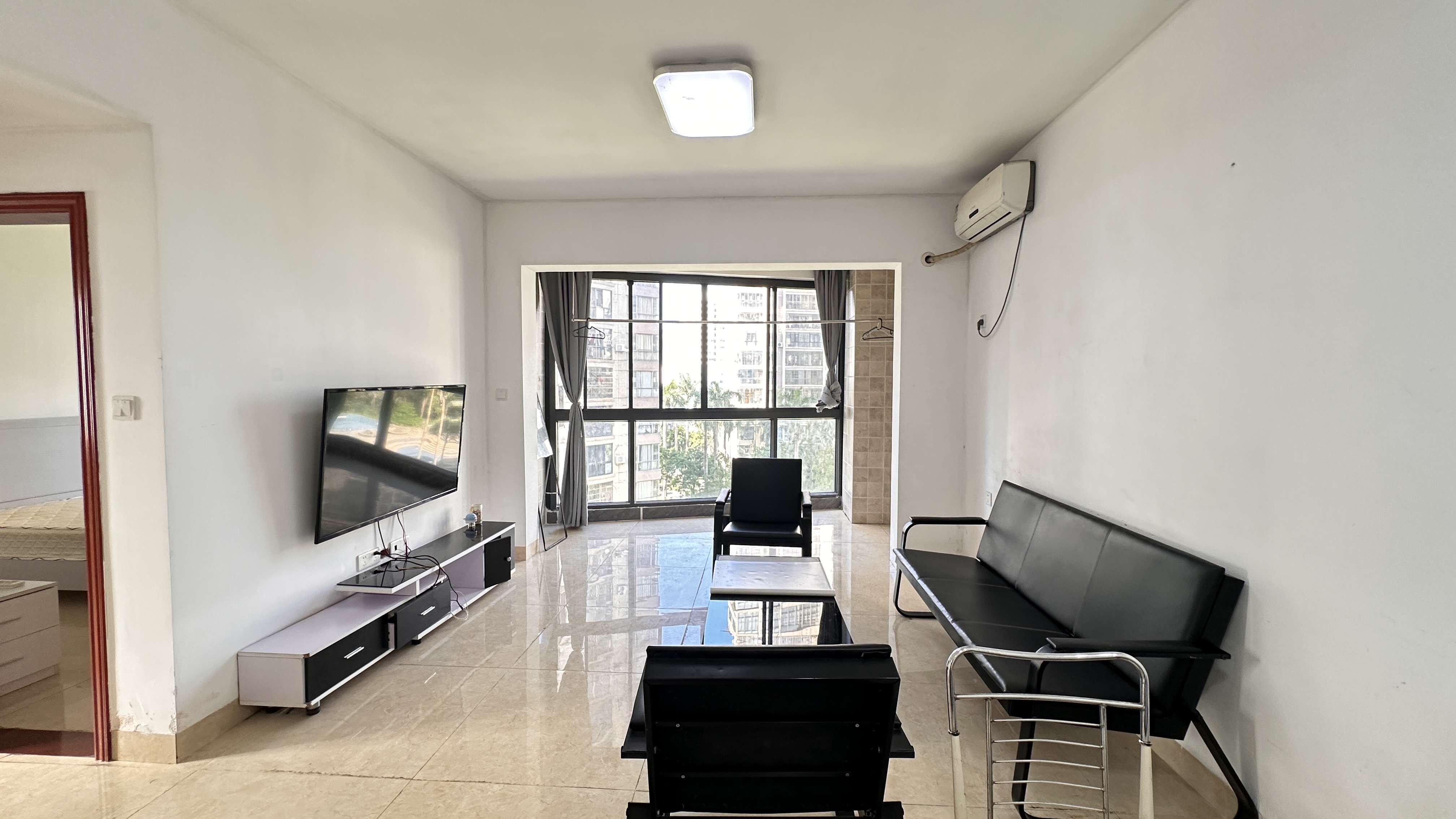 禧福新城 1室1厅1卫 2200.0元/月 禧福新城 1室1厅1卫 2200.0元/月室内图