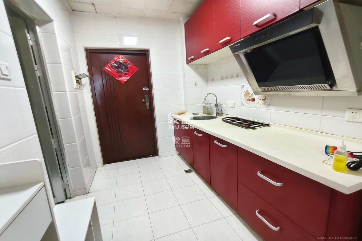 融圣国际  1室1厅1卫    1600.0元/月 融圣国际  1室1厅1卫    1600.0元/月室内图