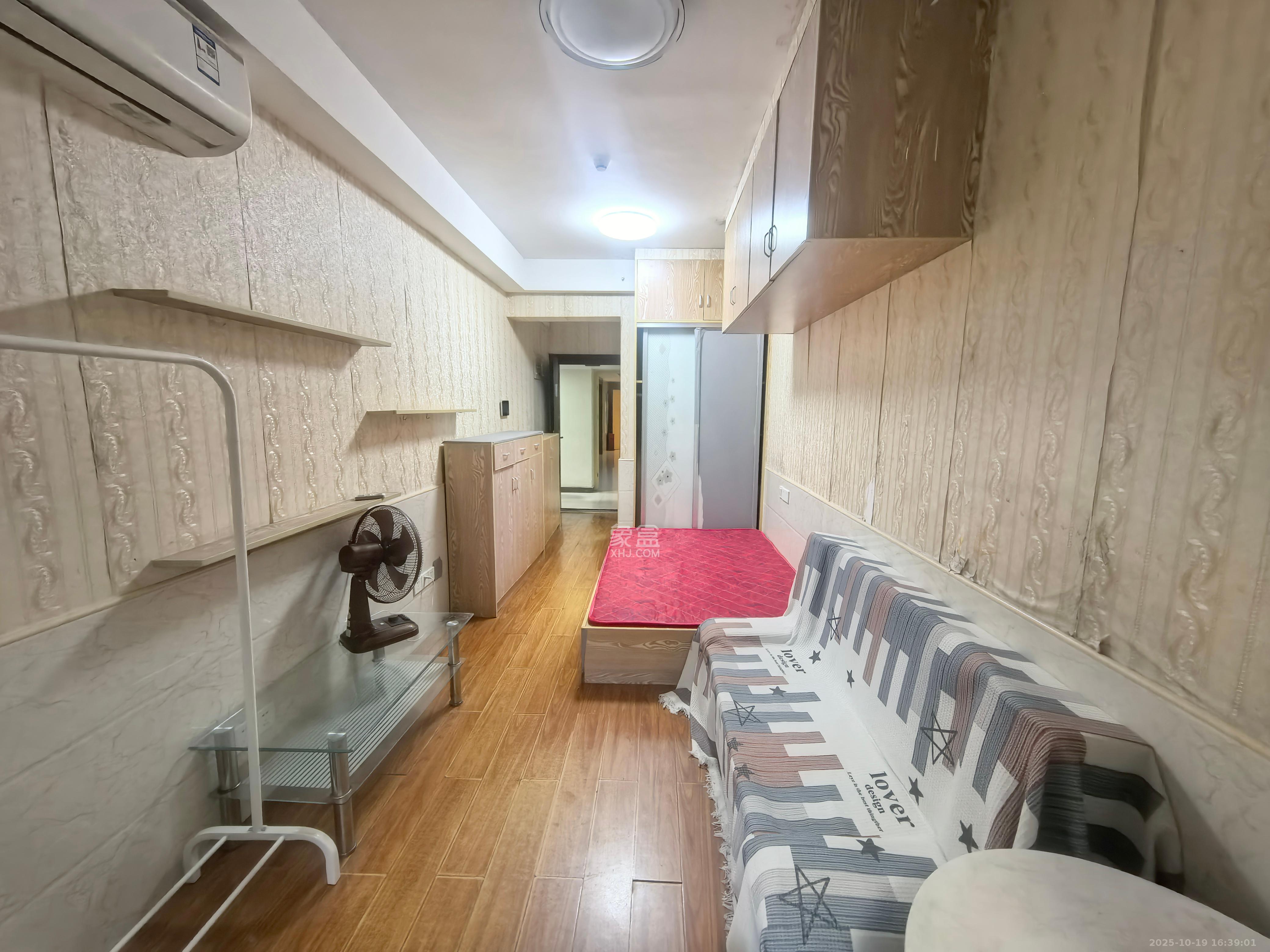 保利麓谷林语I区  1室1厅1卫    900.0元/月 保利麓谷林语I区  1室1厅1卫    900.0元/月室内图