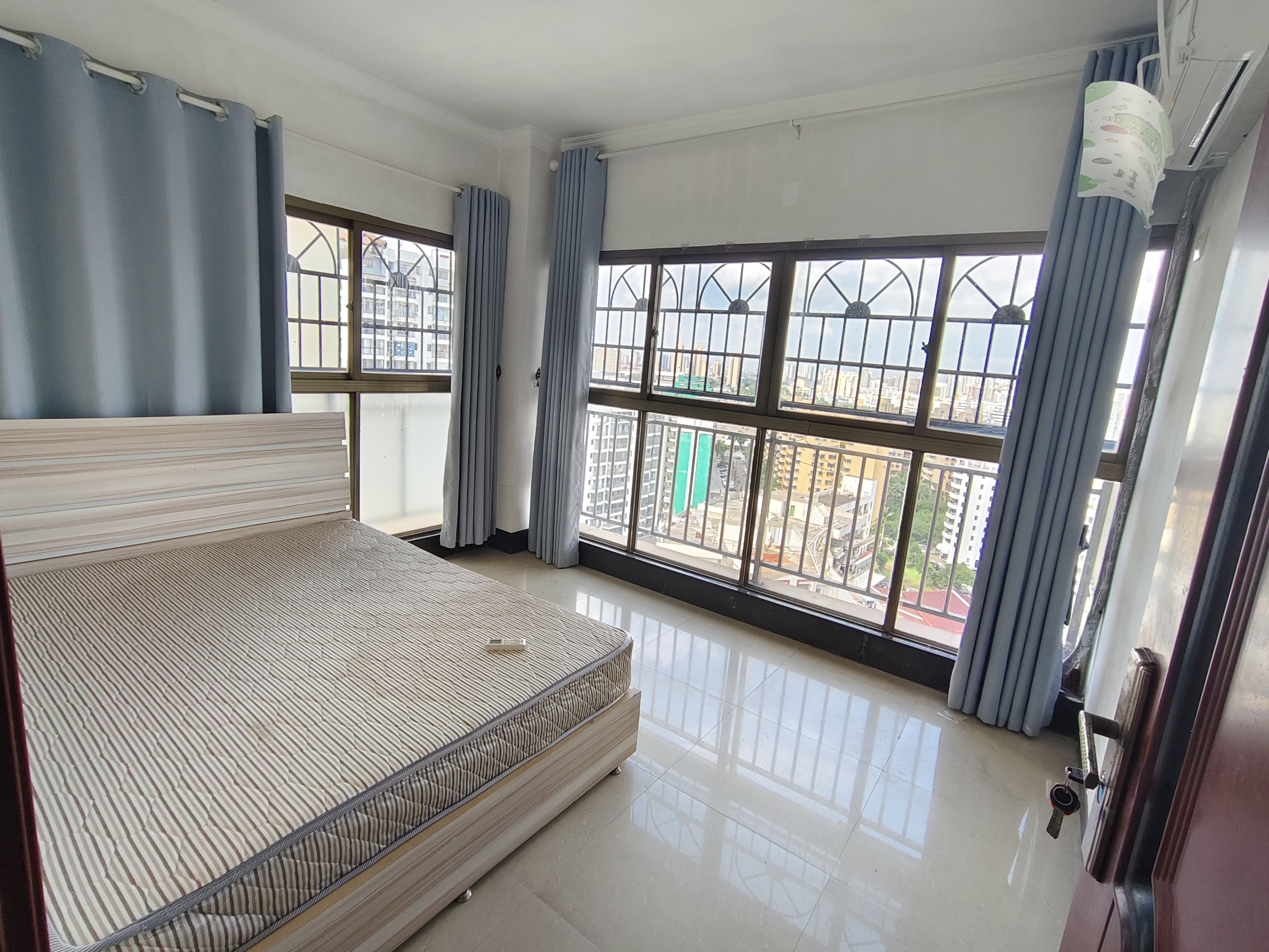 佳佳经典  2室2厅1卫    1400.0元/月室内图