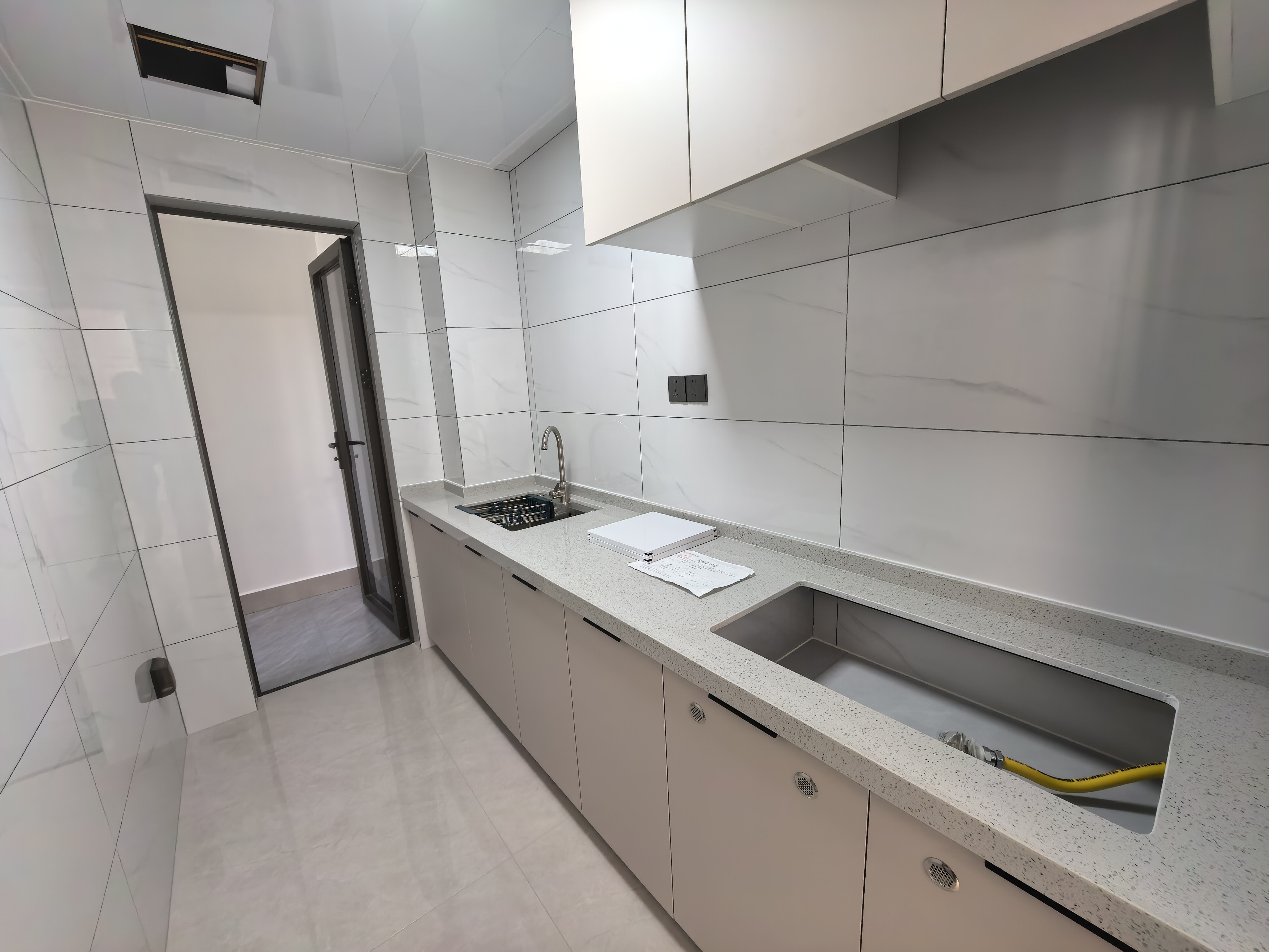 东站国际  1室1厅1卫    2300.0元/月室内图