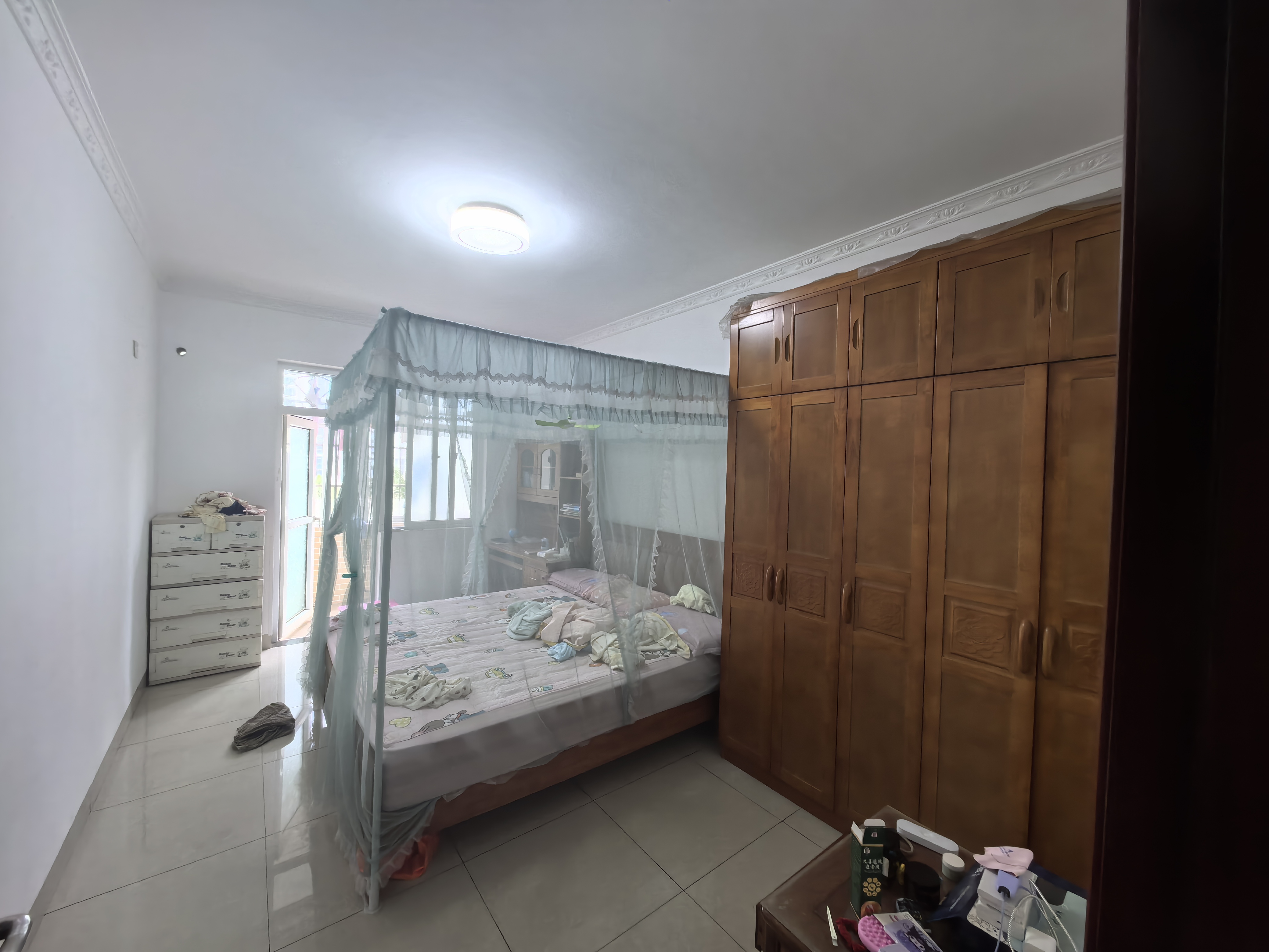 华秀大厦  3室2厅2卫    98.0万