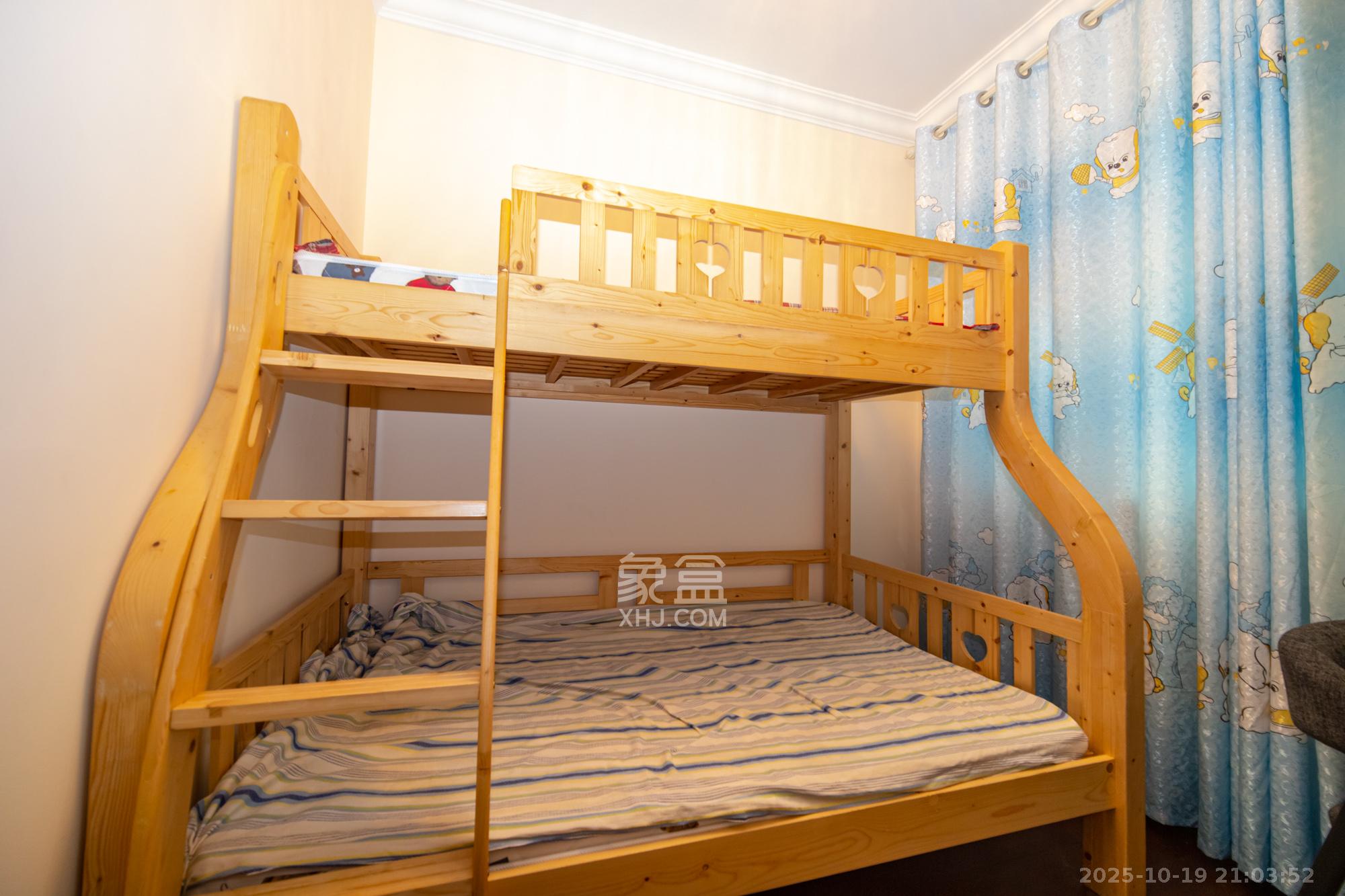 恒大雅苑  3室2厅1卫    88.0万 恒大雅苑  3室2厅1卫    88.0万卧室