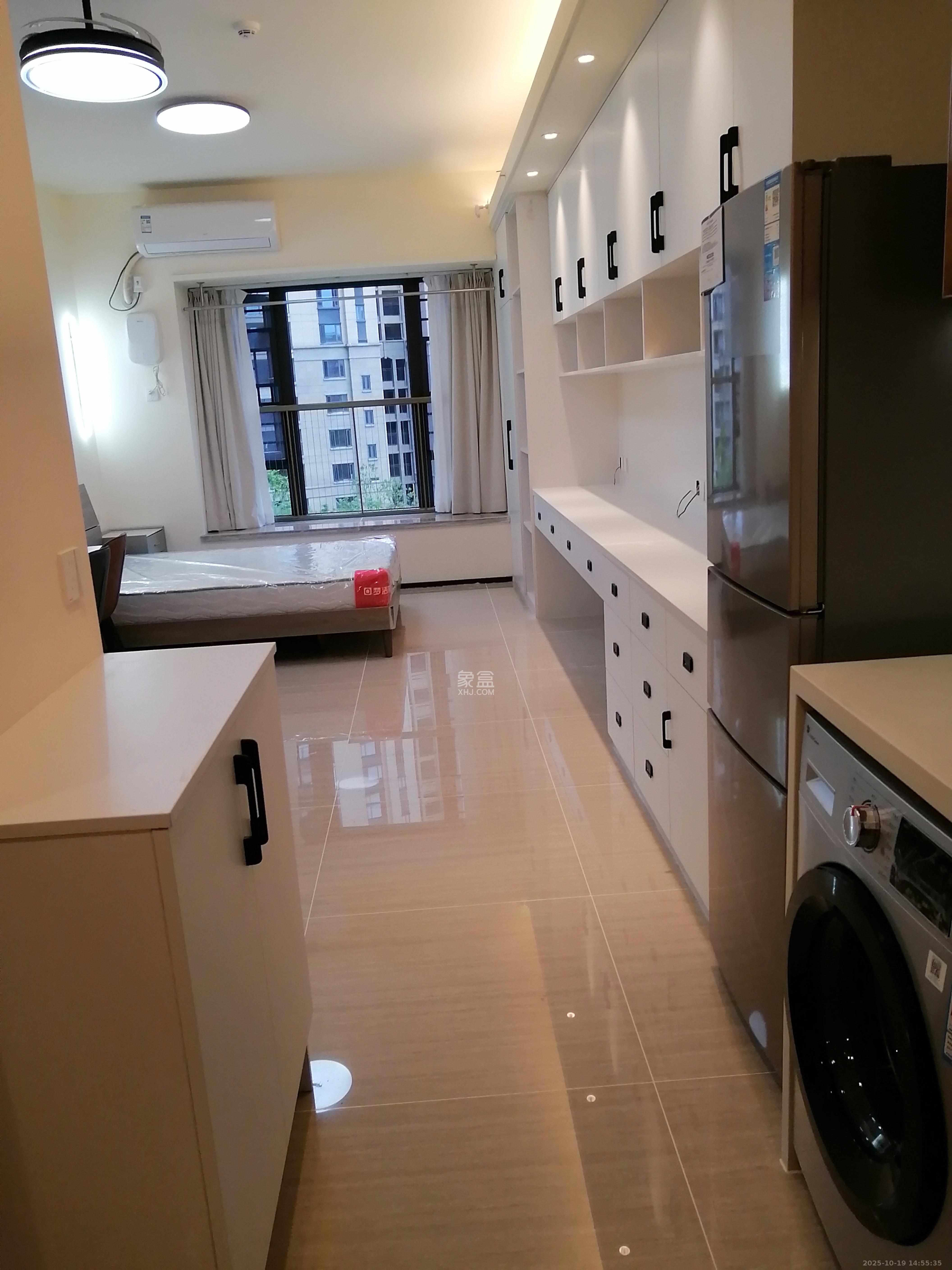 恒大清澜苑（恒大御景半岛四期）  1室1厅1卫    1800.0元/月室内图