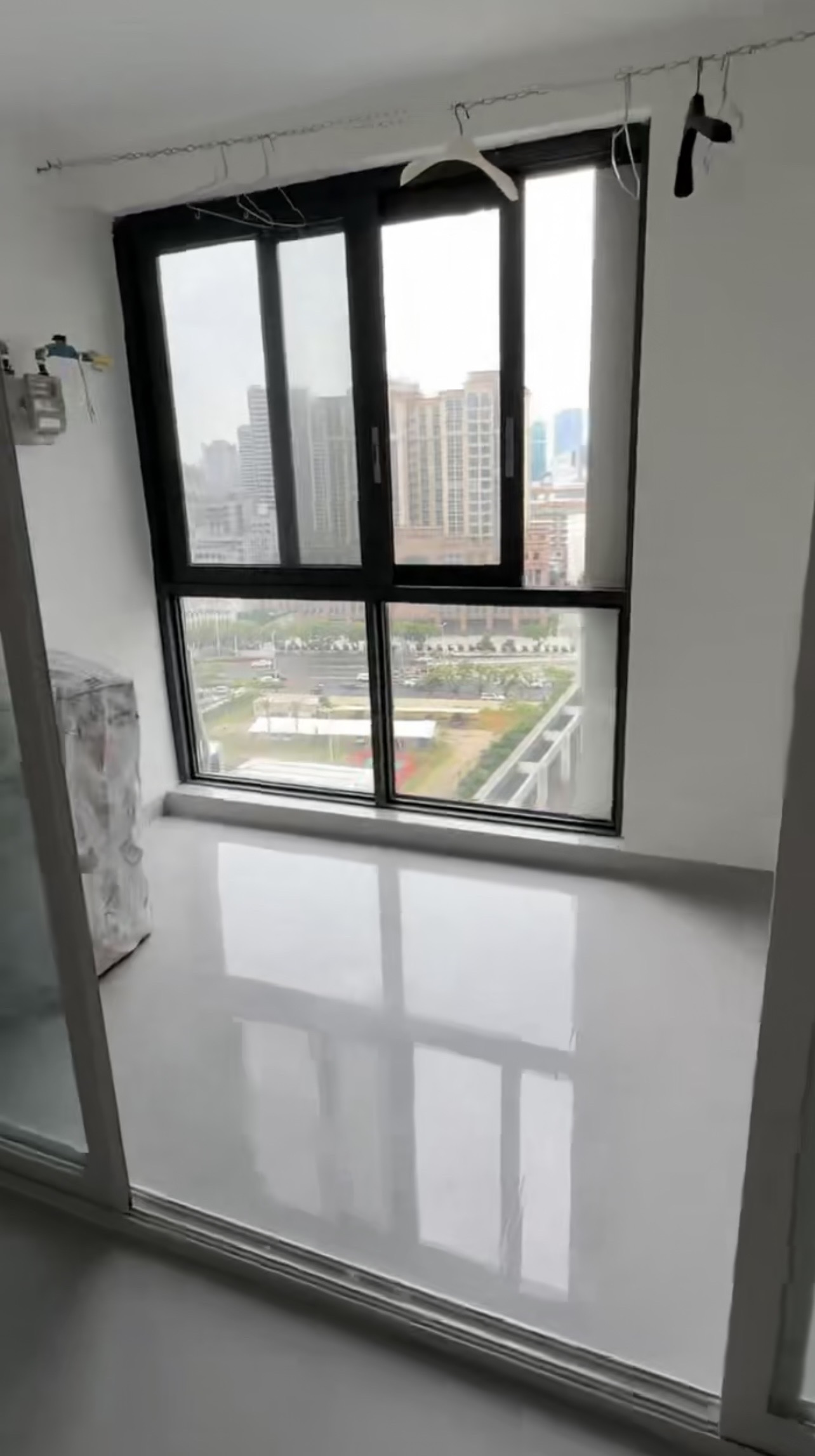 海秀中央（海秀中路50号海秀广场）  1室0厅1卫    2500.0元/月室内图