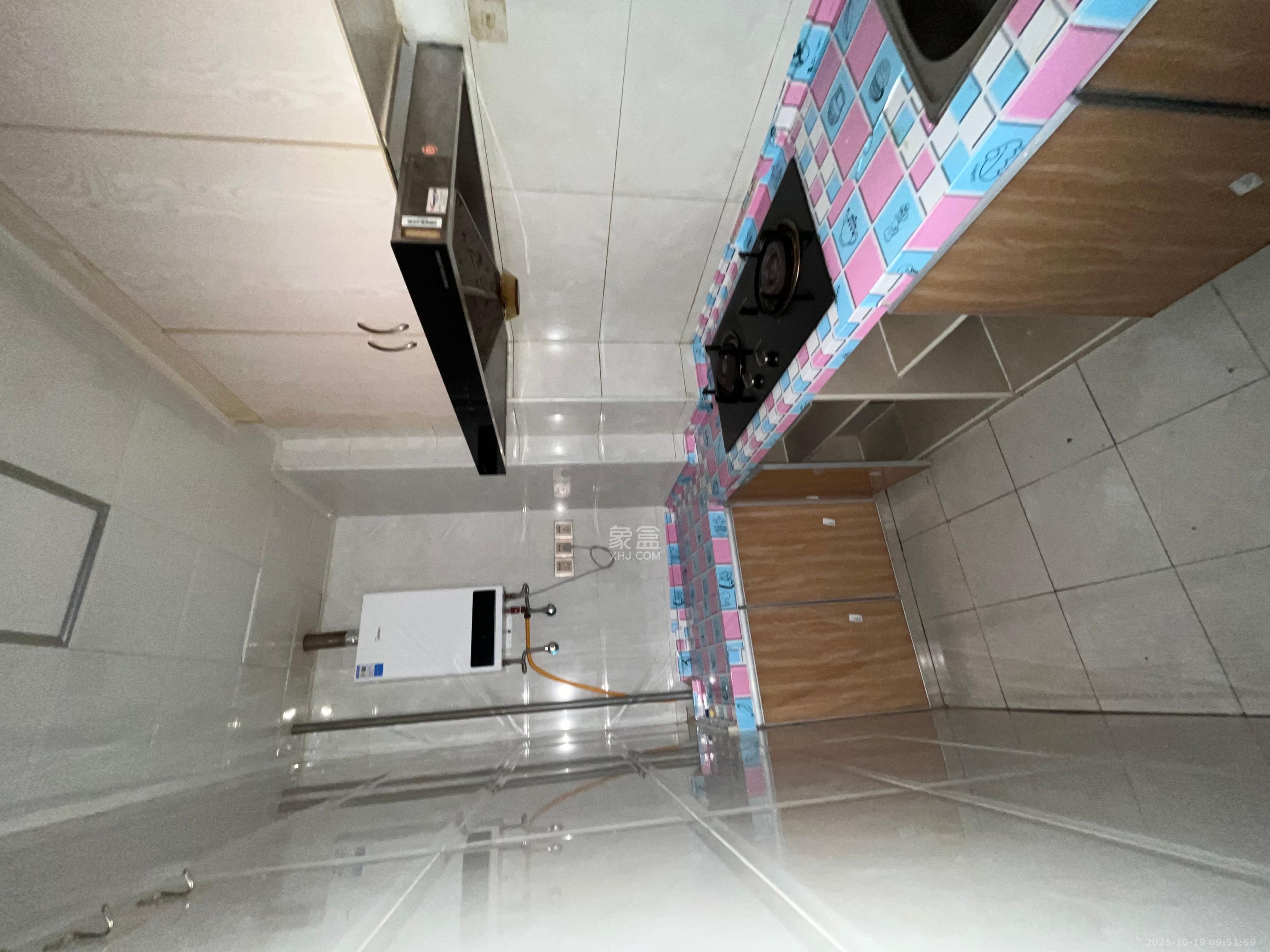 蓝湾国际广场  2室1厅1卫    2600.0元/月 蓝湾国际广场  2室1厅1卫    2600.0元/月室内图